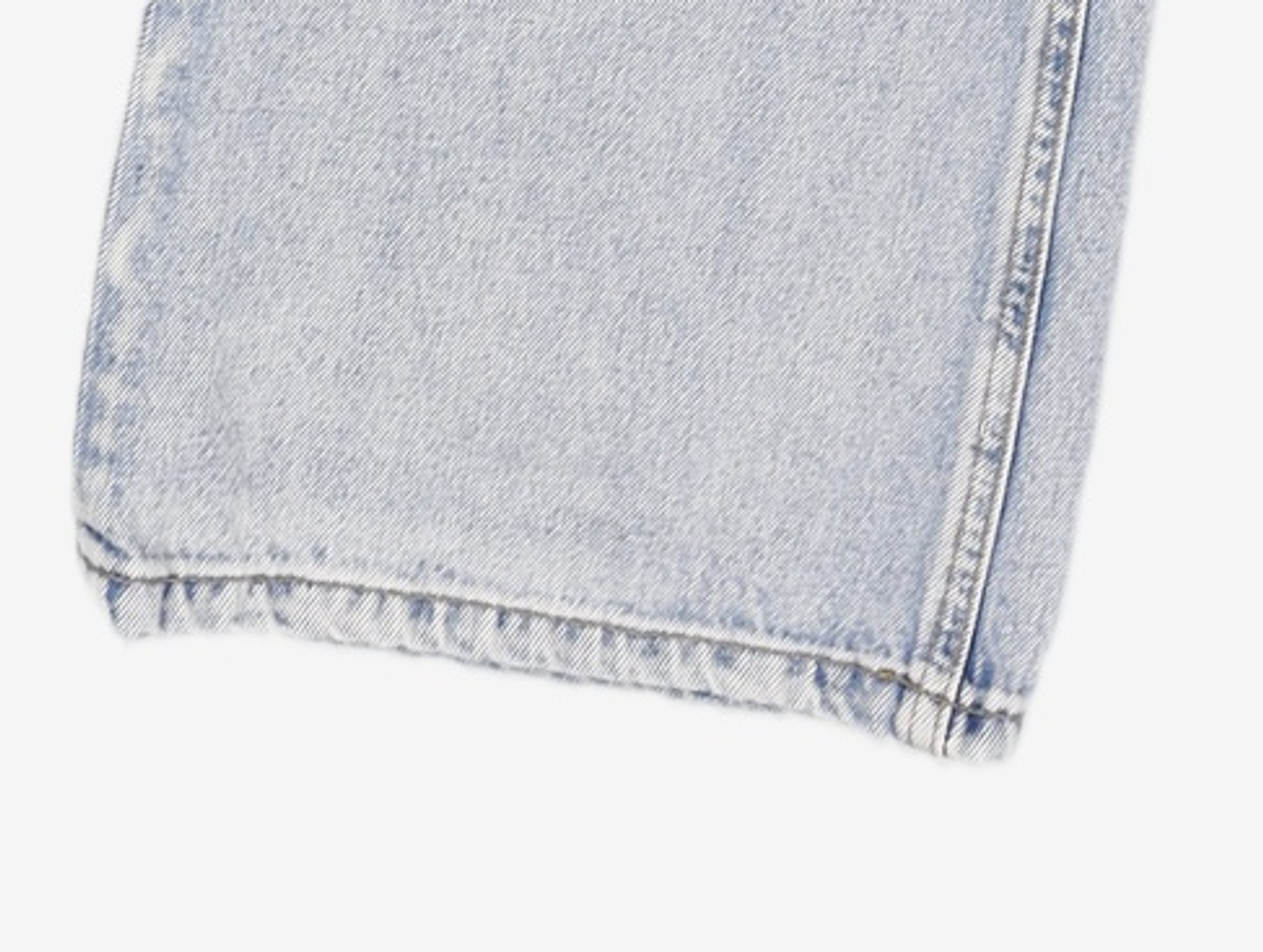 로우클래식(LOW CLASSIC) RELAXED FIT JEANS_LIGHT BLUE_LC241_PT13LU M