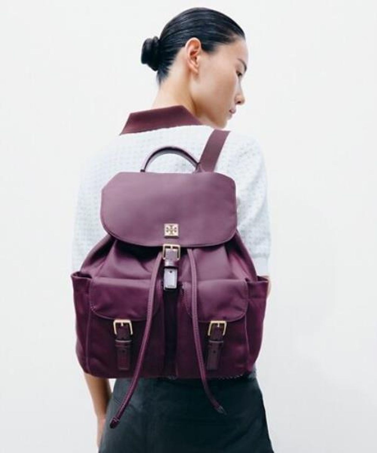 토리버치(TORYBURCH) 버지니아 백팩 - 다크 카마인