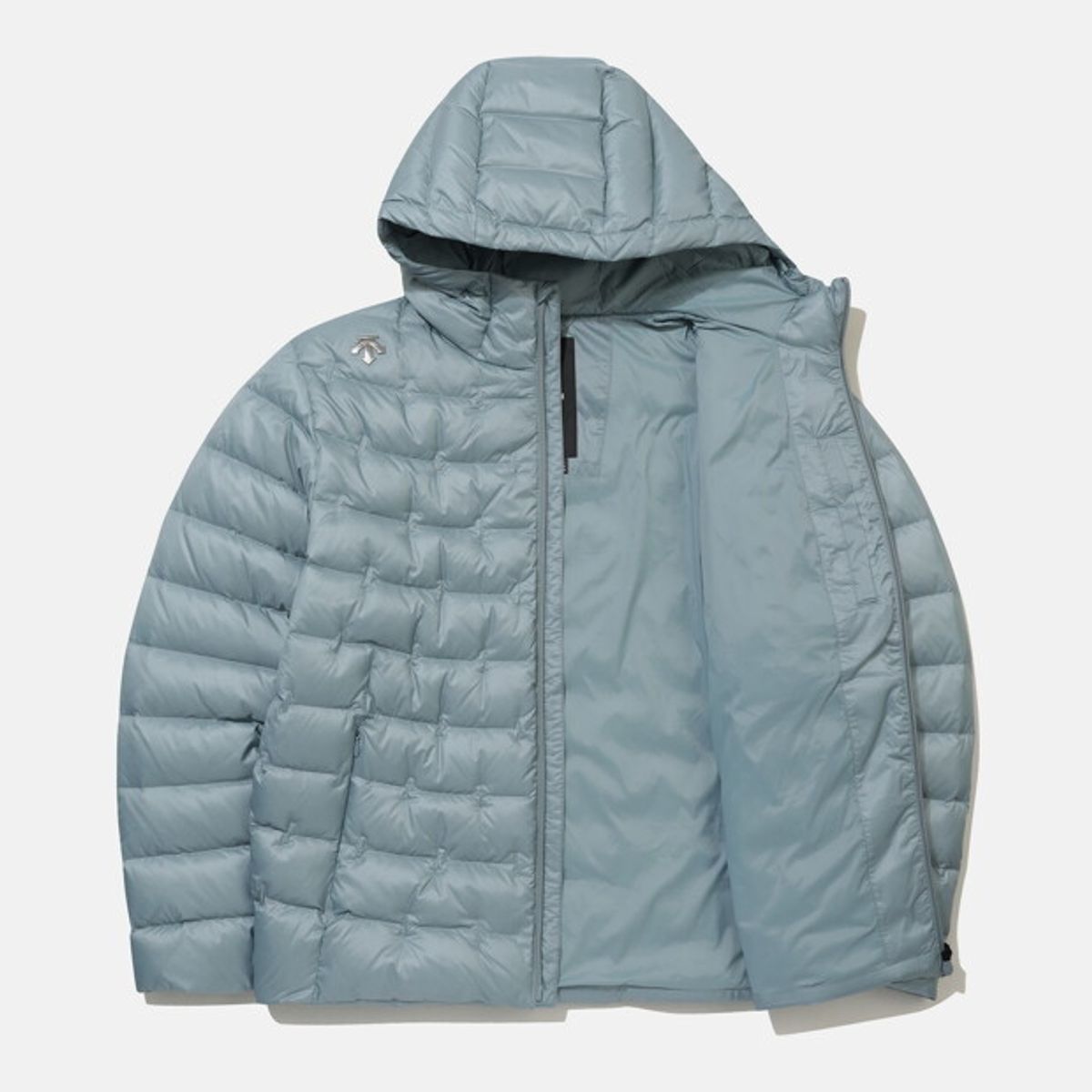 데상트(DESCENTE) 경량 퀼팅 후드형 컴포트핏 다운 자켓 스카이 블루 SR423UDJO4