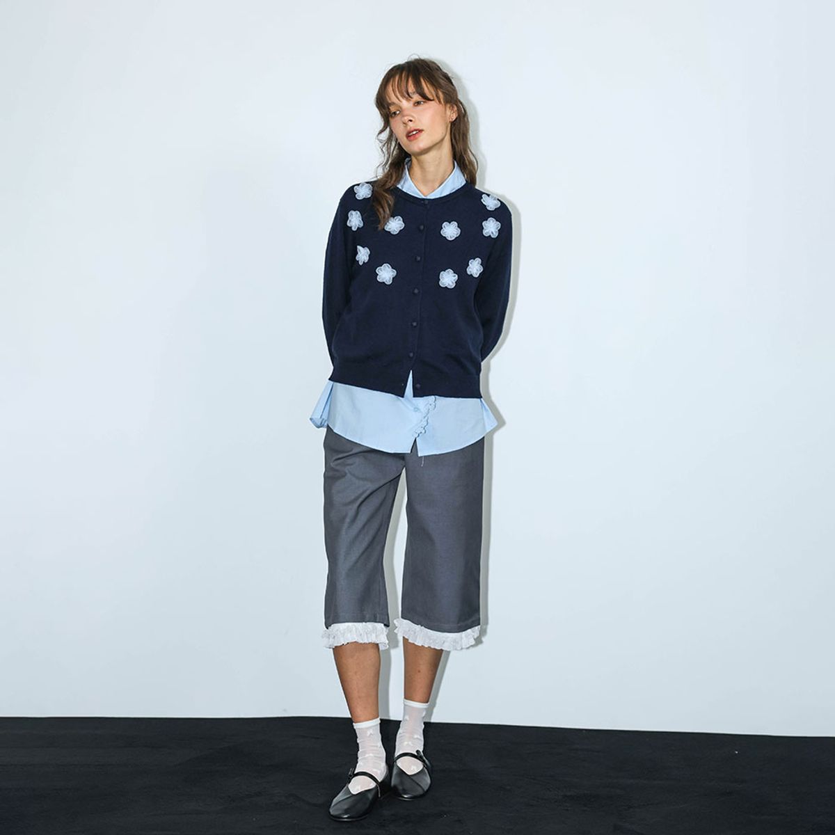 던드롭(DUNDROP) DD_Lace trim cropped pants