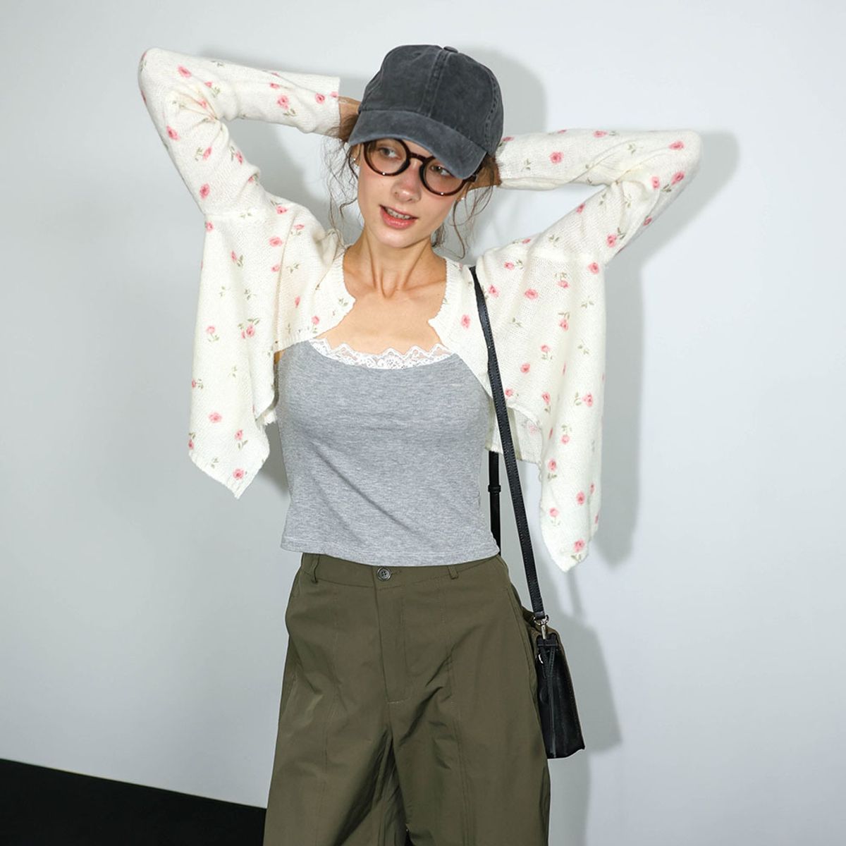 던드롭(DUNDROP) DD_Floral print knit cardigan