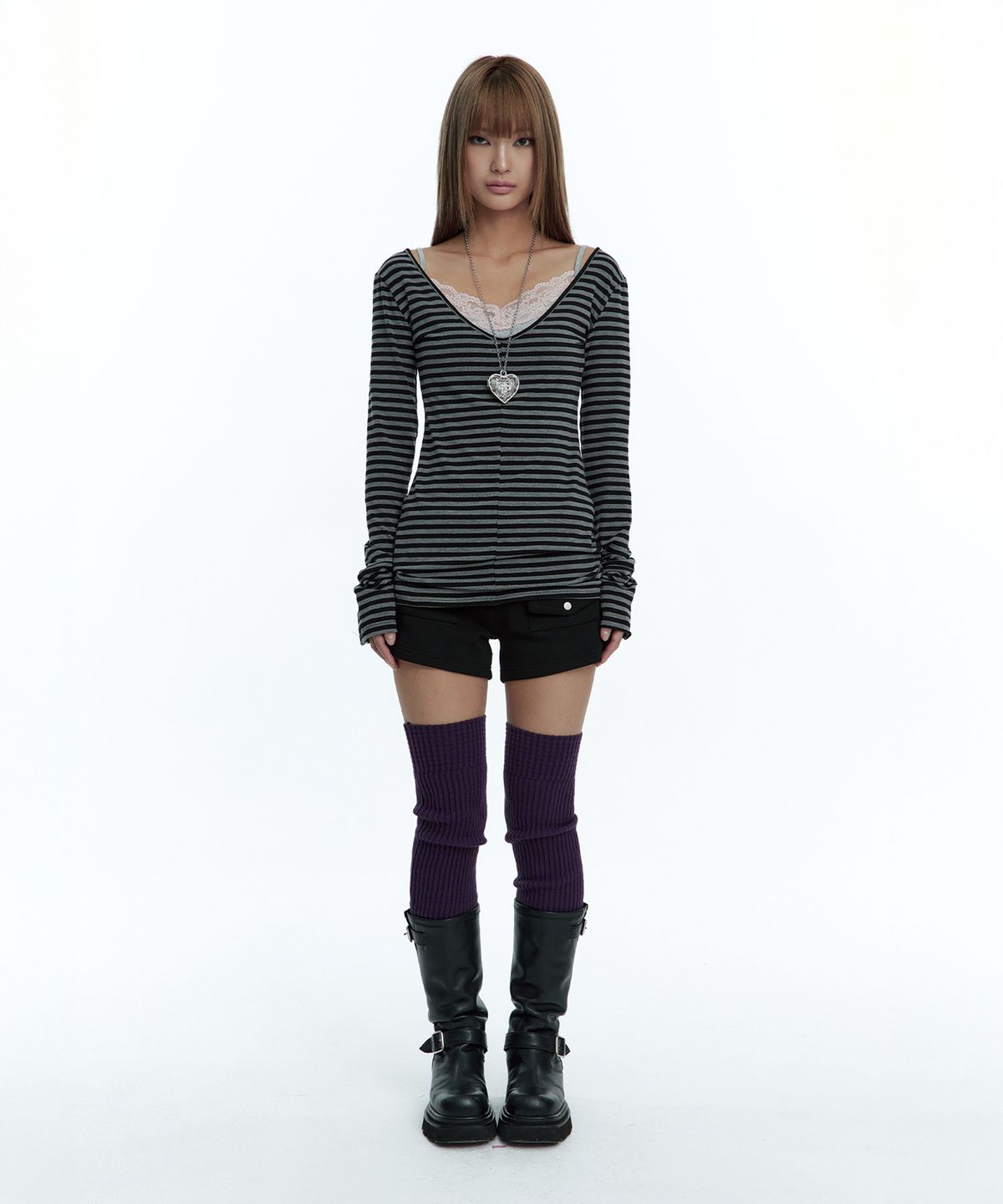 러프넥(ROUGHNECK) Deep U-neck Long Sleeve Stripe