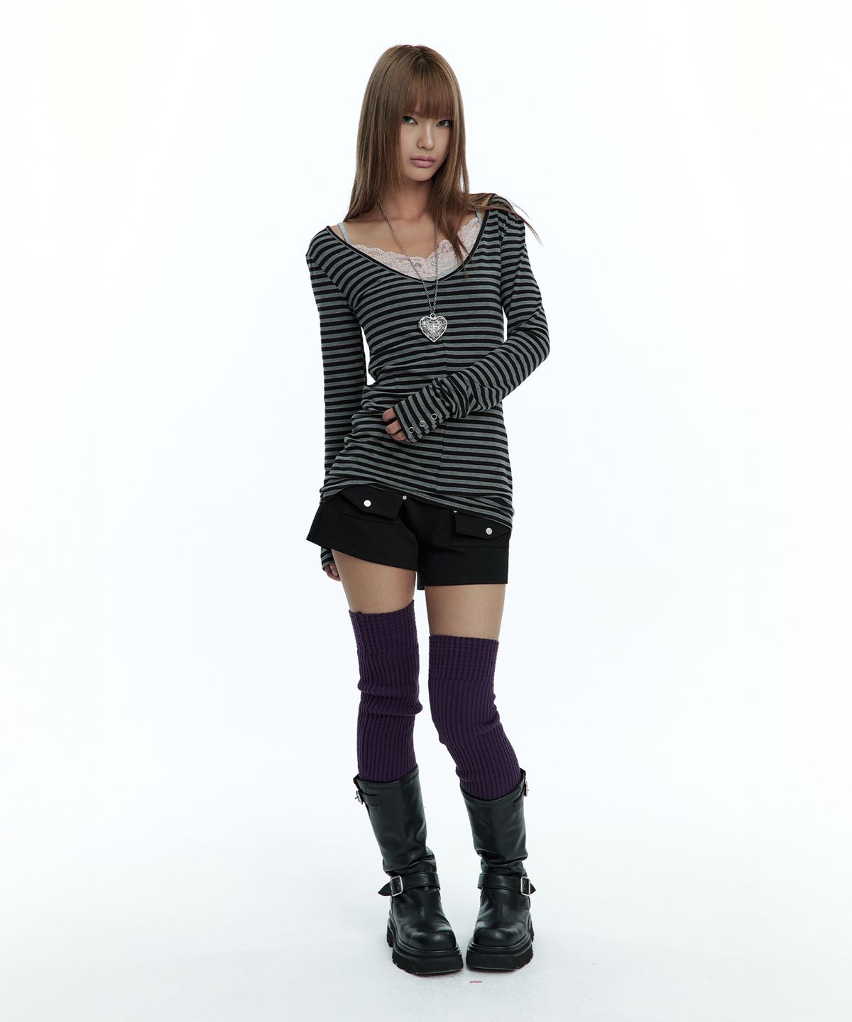 러프넥(ROUGHNECK) Deep U-neck Long Sleeve Stripe