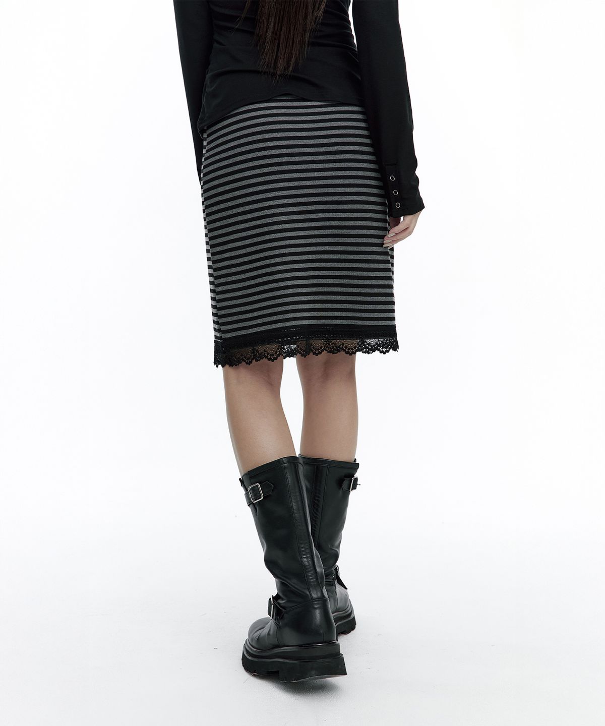 러프넥(ROUGHNECK) Stripe Lace Skirt