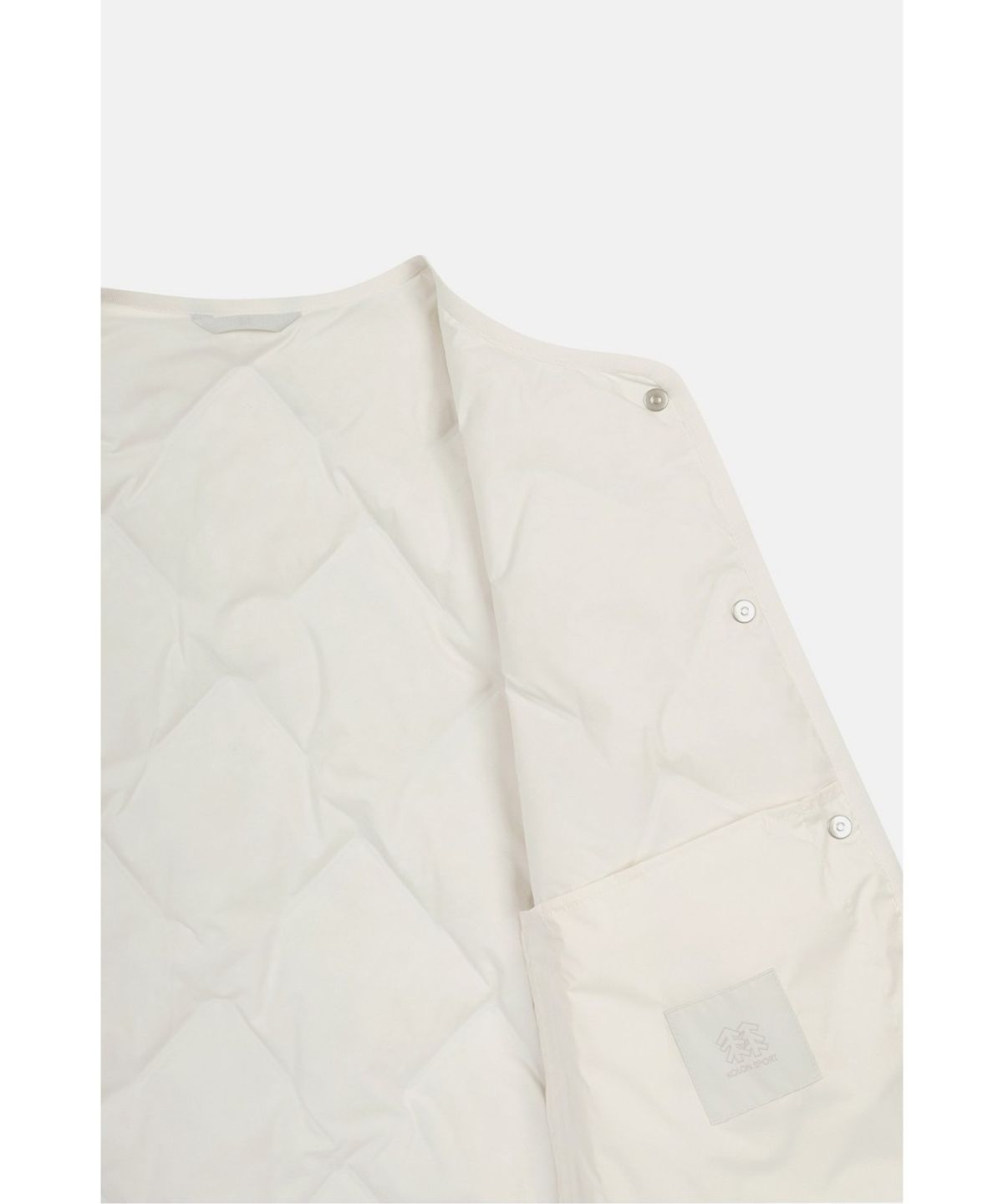 코오롱스포츠(KOLON SPORT) 여성 솟솟 숏 넥리스 경량 다운 재킷 TVJDW26502CRE