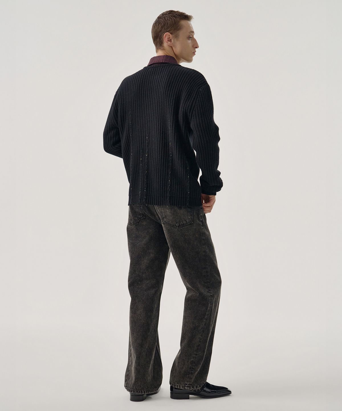 엠엠아이씨(MMIC) OTIS ZIP CARDIGAN (BLACK)