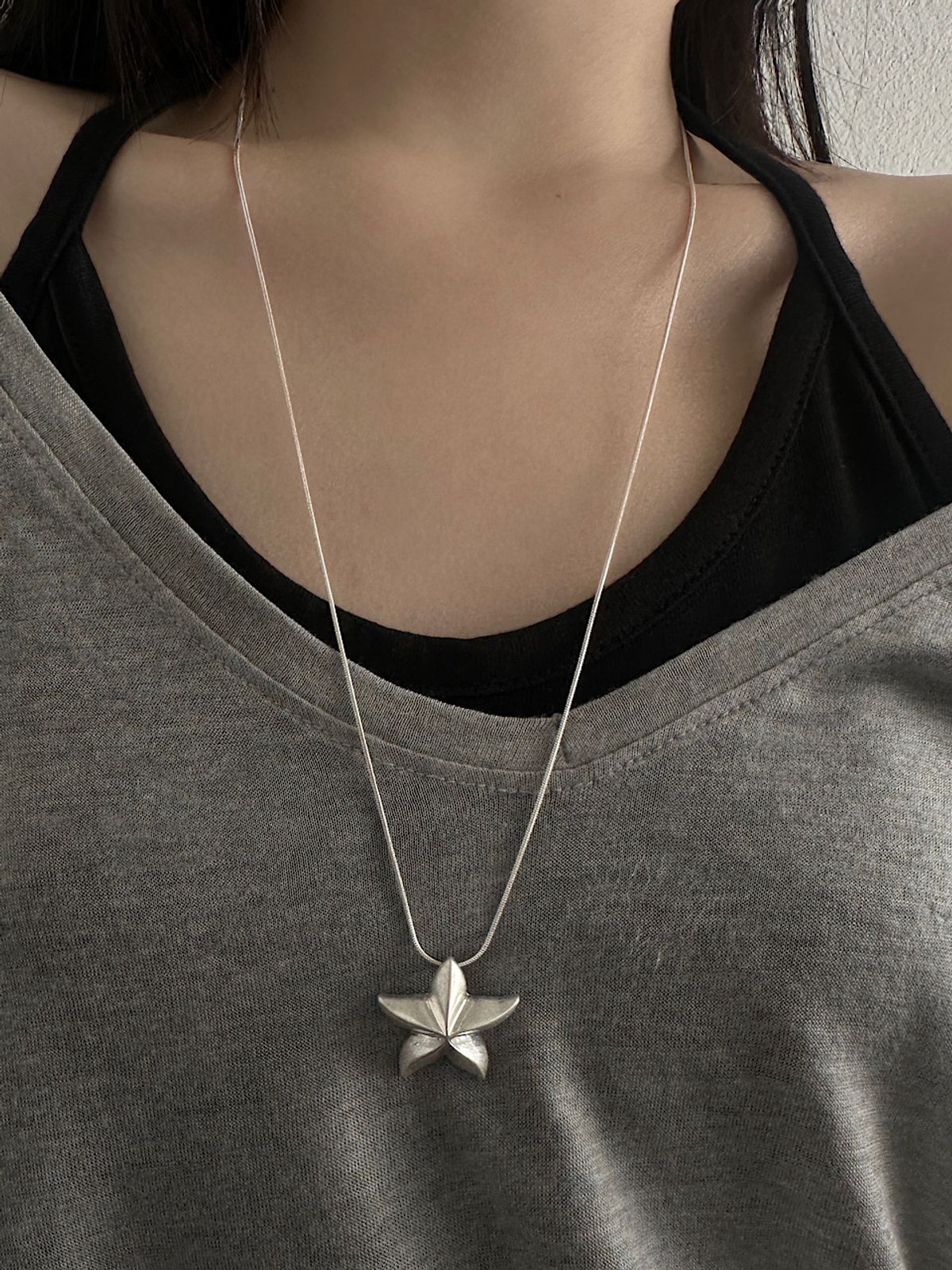 아포엠(APOEM) Muse Star Necklace