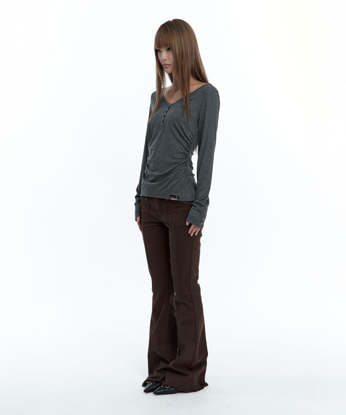 러프넥(ROUGHNECK) Shirring Henlyneck Long Sleeve Charcoal