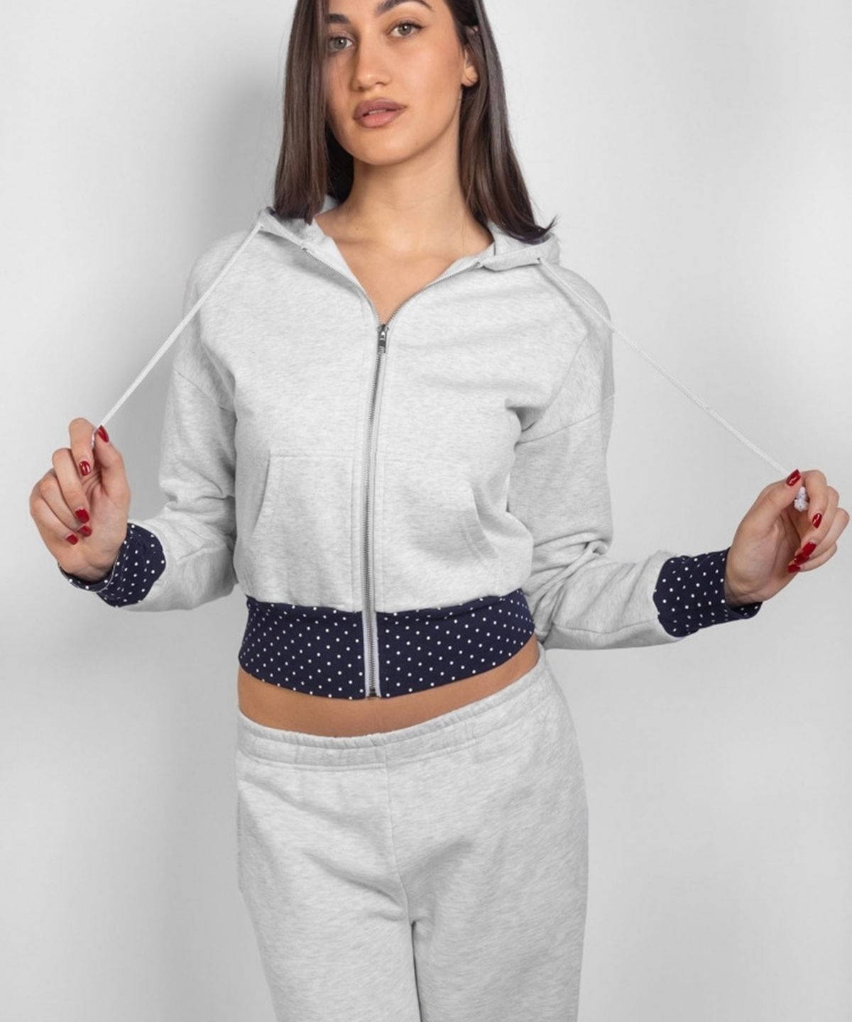 섭듀드(SUBDUED) Zip Crop Top Sweatshirt with Polka Dot Band (GREY BLUE WHITE)