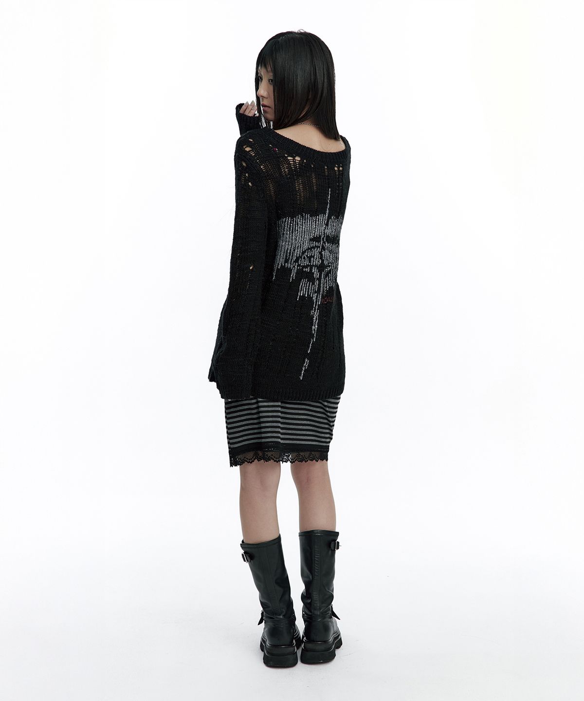 러프넥(ROUGHNECK) Damaged Graphic Knit Black