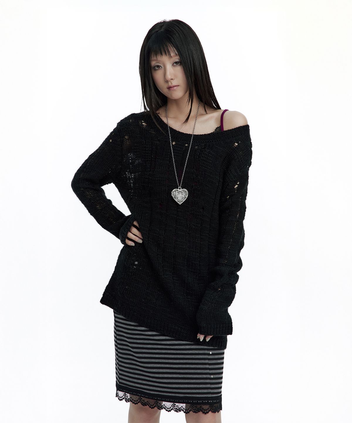 러프넥(ROUGHNECK) Damaged Graphic Knit Black