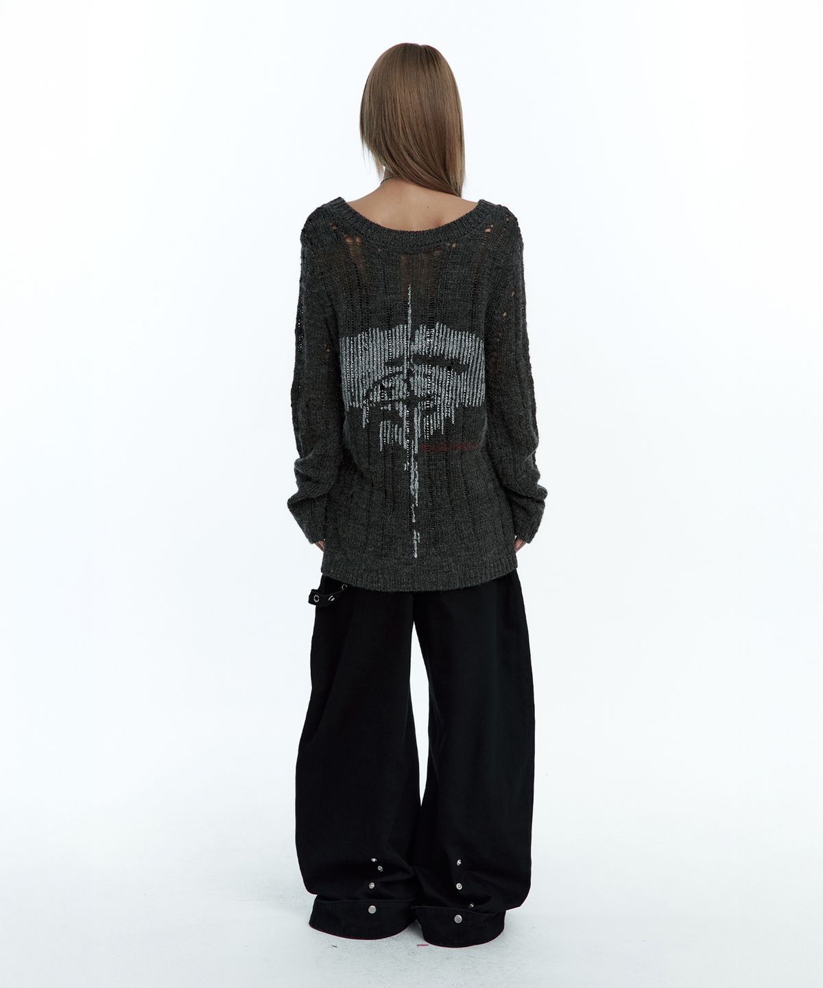 러프넥(ROUGHNECK) Damaged Graphic Knit Charcoal