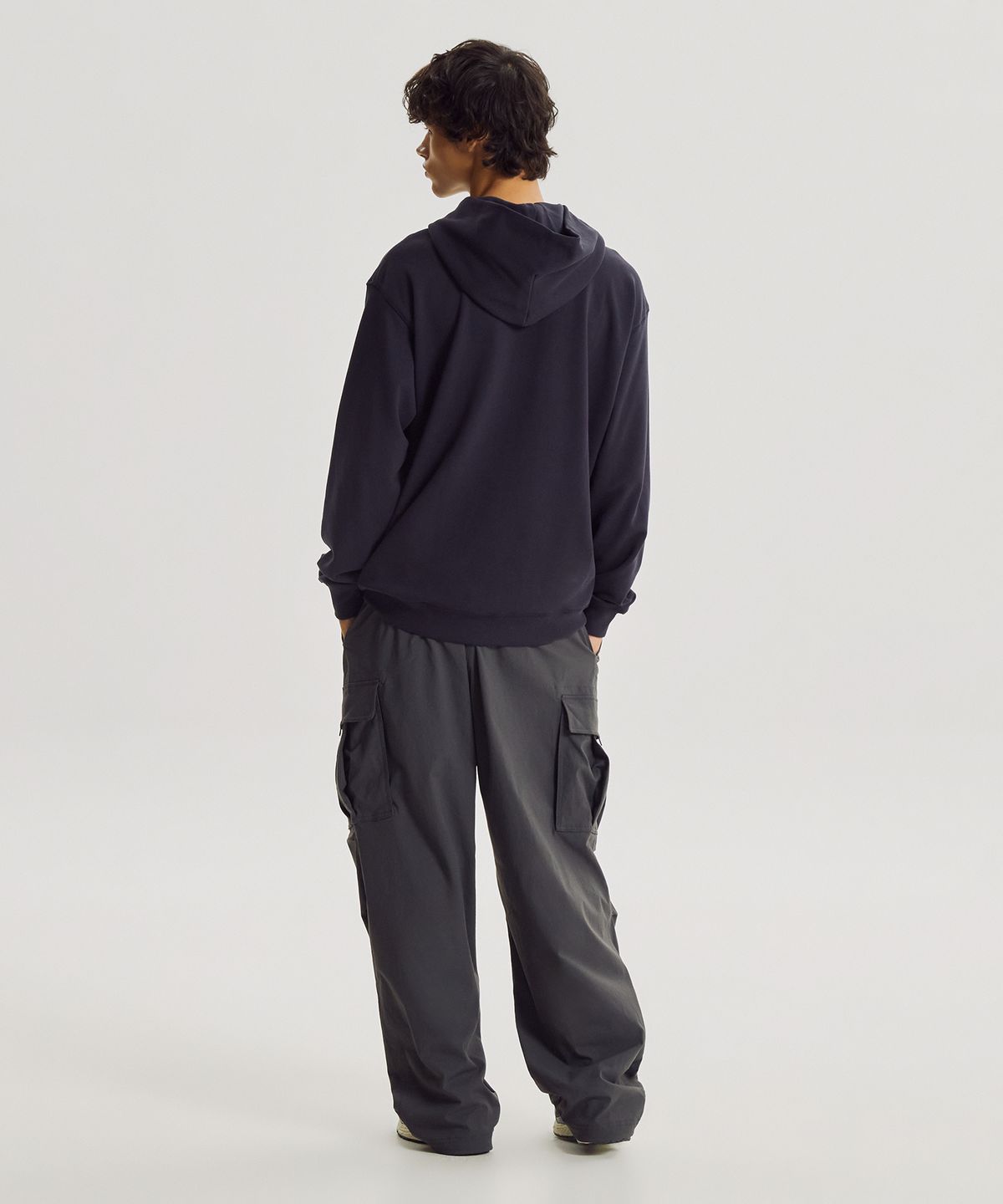 뉴발란스(NEW BALANCE) NBN0G42913 / UNI 에센셜 클래식 레터링 후드티 (D/NAVY)