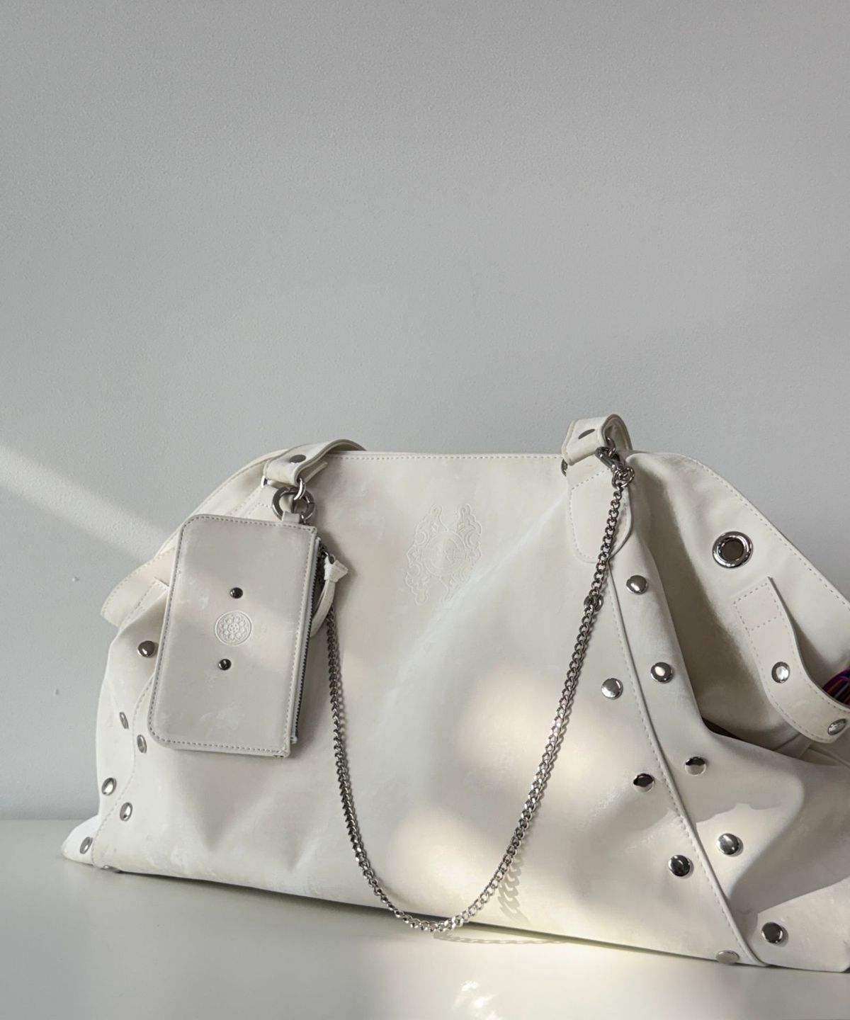 칠 하나 투 구육(71TO96) 수막새 카드지갑, Sumaksae Card Wallet (White)