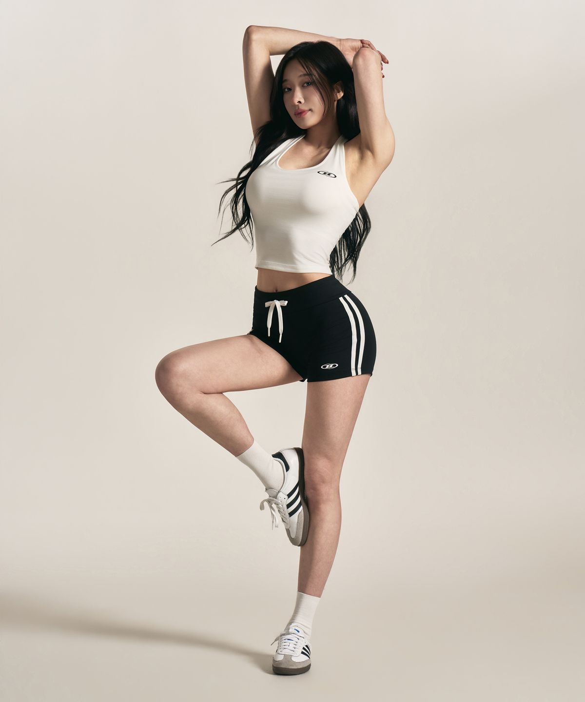 본투윈(BORN TO WIN) W SYMBOL B HALTER NECK SPORTY BRA TOP [WHITE]