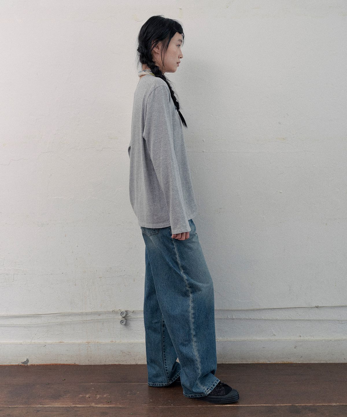 모노크롬(MONOCHROME) clof boucle t-shirt (2color)