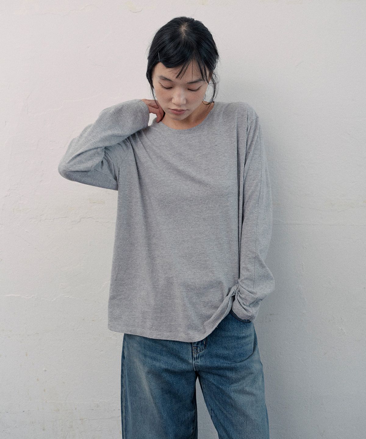 모노크롬(MONOCHROME) clof boucle t-shirt (2color)