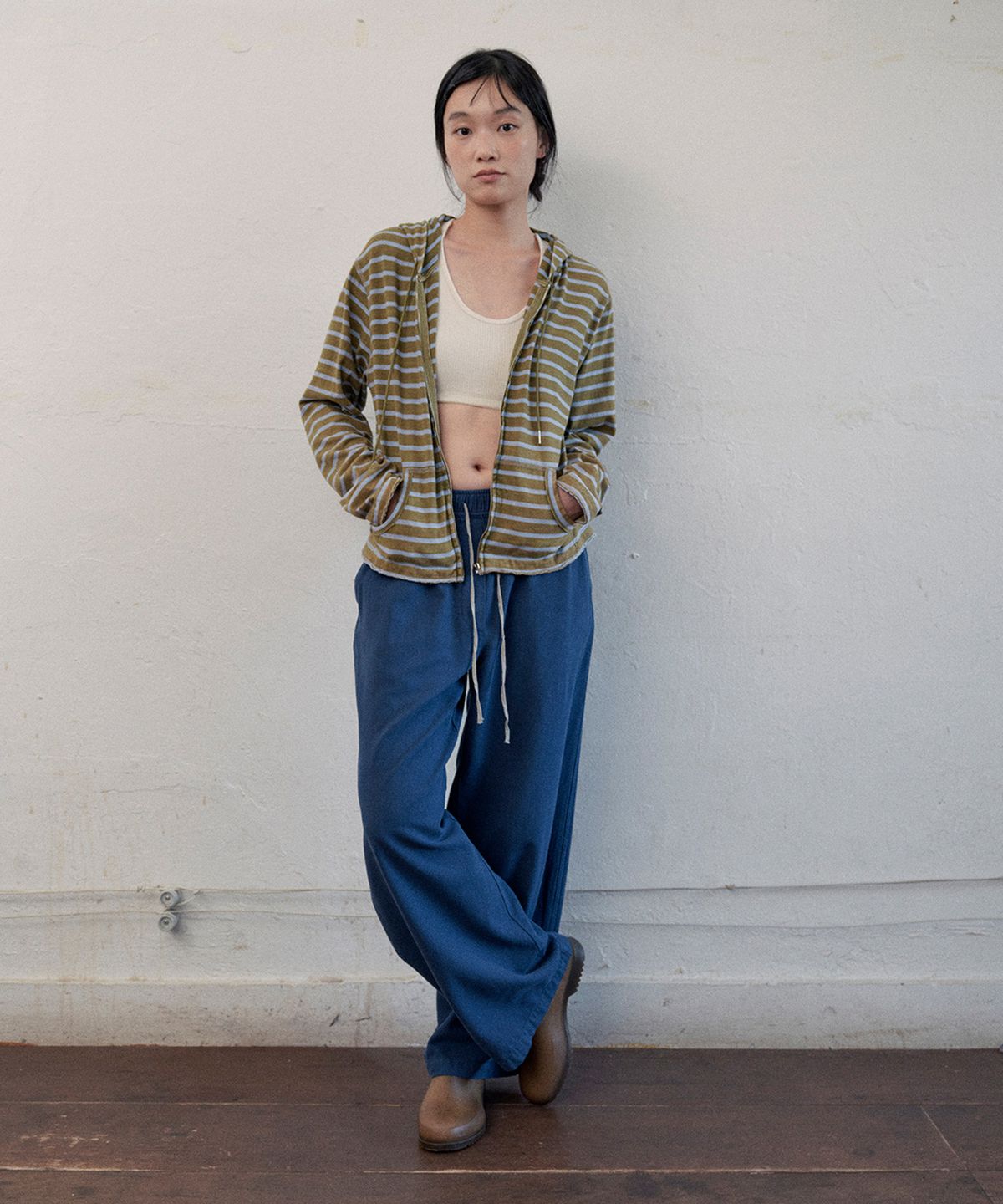 모노크롬(MONOCHROME) F ann banding pants (2color)