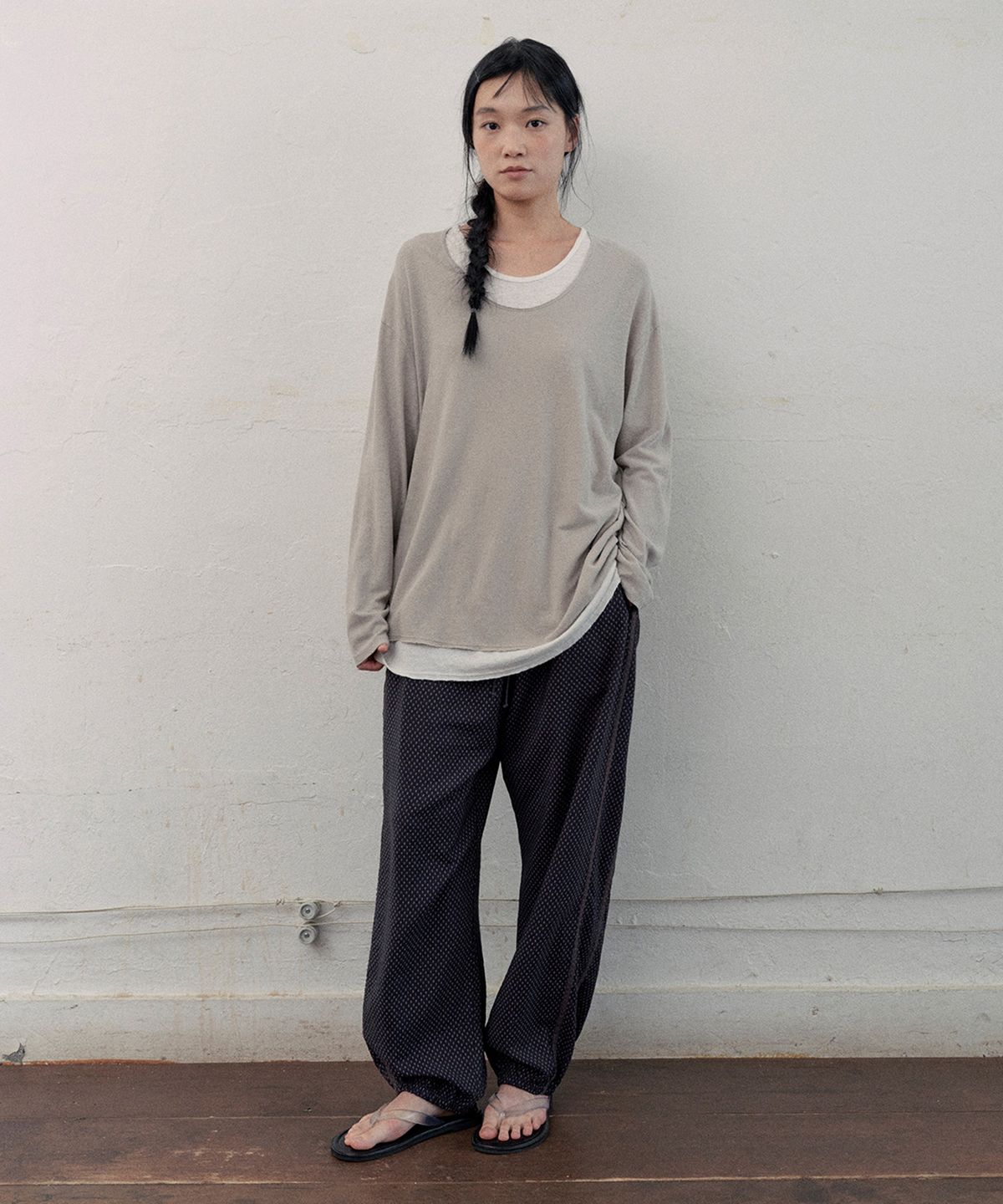 모노크롬(MONOCHROME) kohn Jogger pants (navy)
