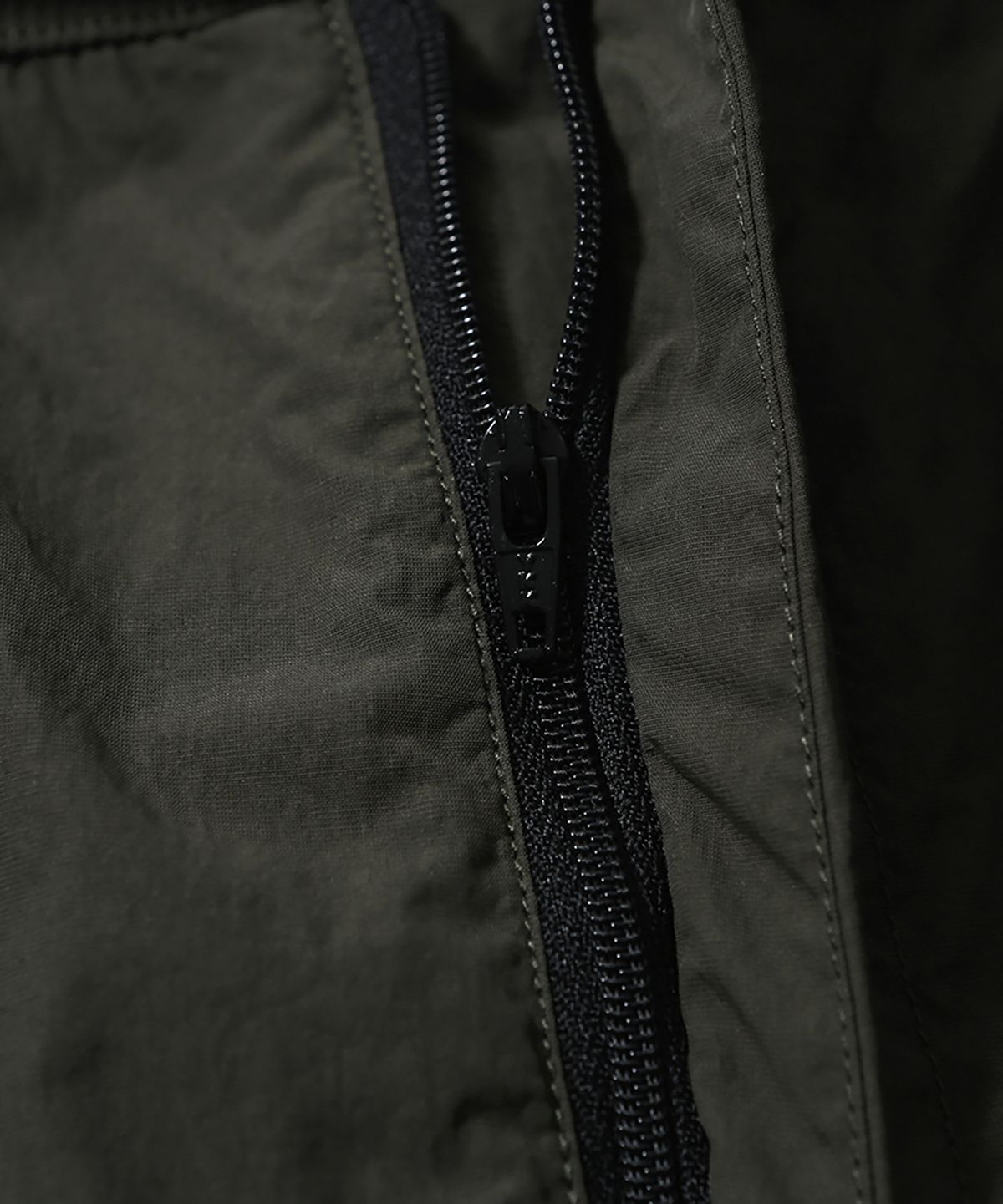 모이프(MOIF) [AW26] UNIFORM LINED PANTS / OLIVE NC