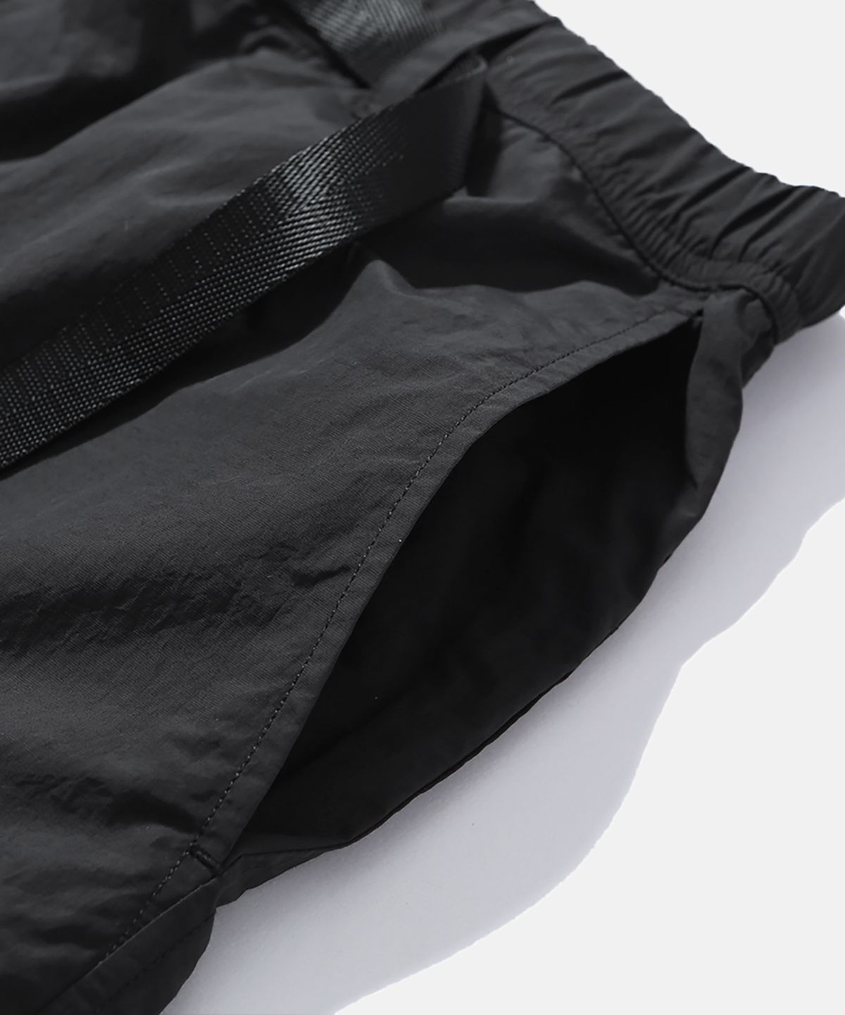 모이프(MOIF) [AW26] UNIFORM LINED PANTS / CHARCOAL NC