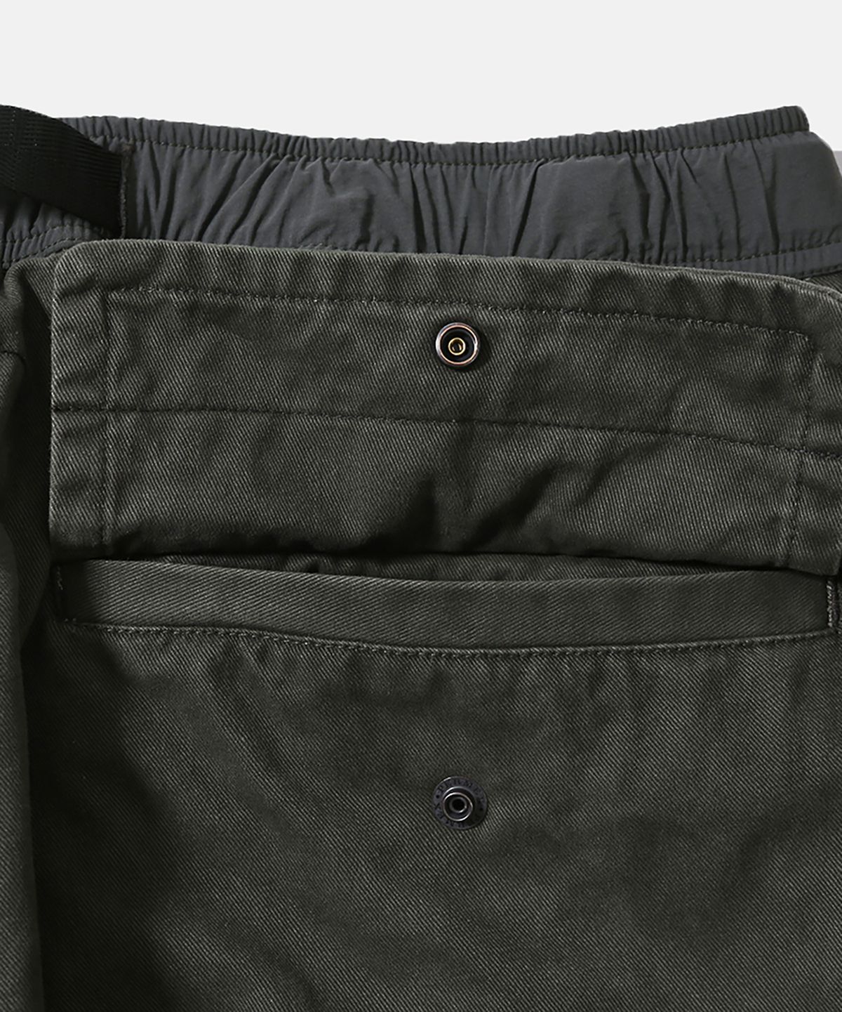 모이프(MOIF) [AW26] WIDE MIL POCKET PANTS / WASHED OLIVE