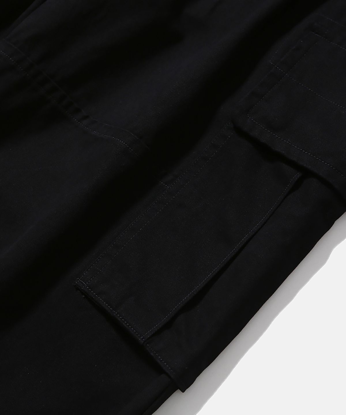 모이프(MOIF) [AW26] WIDE MIL POCKET PANTS / WASHED BLACK