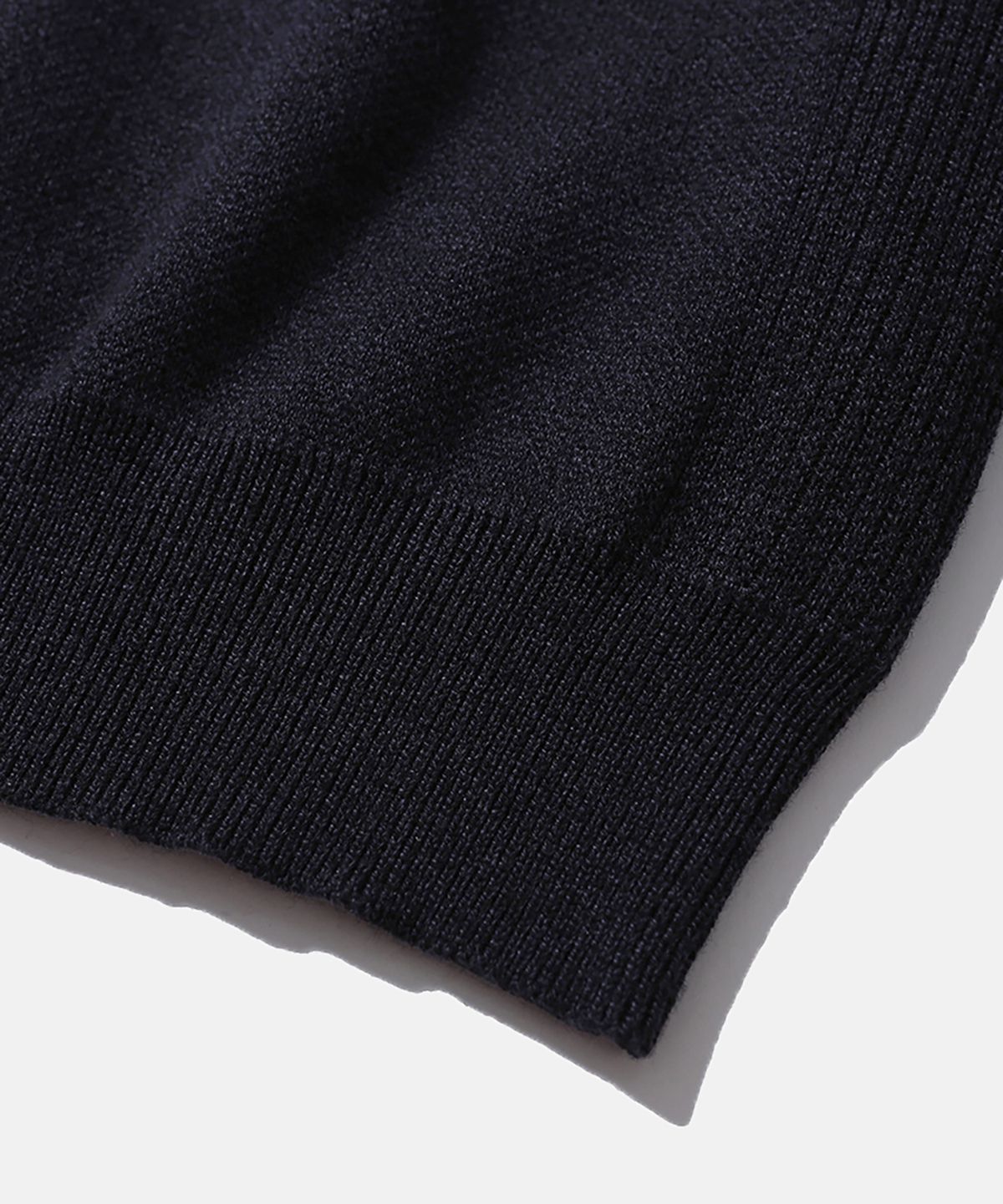 모이프(MOIF) [AW26] ADVANCED CREWNECK KNIT / CHARCOAL