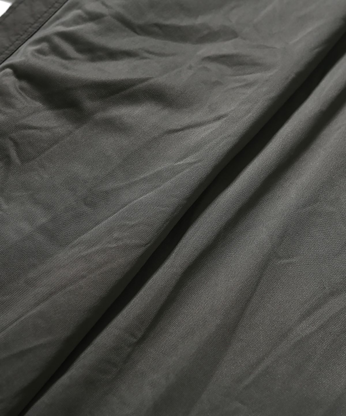 모이프(MOIF) [AW26] WARM UP WORKER SHIRT / DARK OLIVE