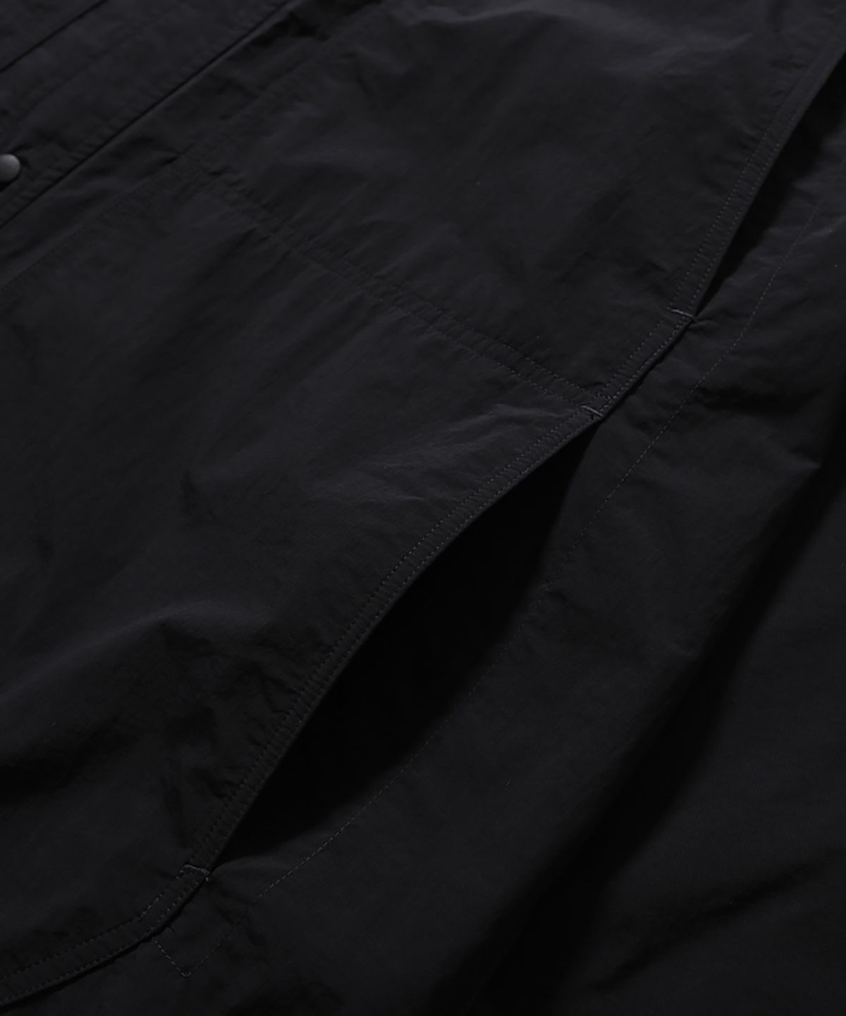 모이프(MOIF) [AW26] WARM UP WORKER SHIRT / BLACK