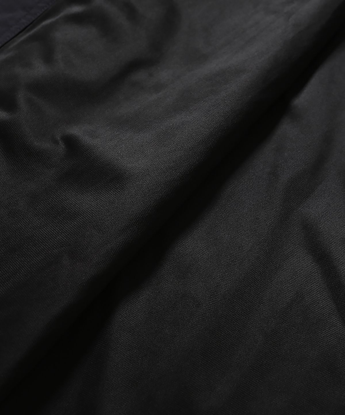 모이프(MOIF) [AW26] WARM UP WORKER SHIRT / BLACK