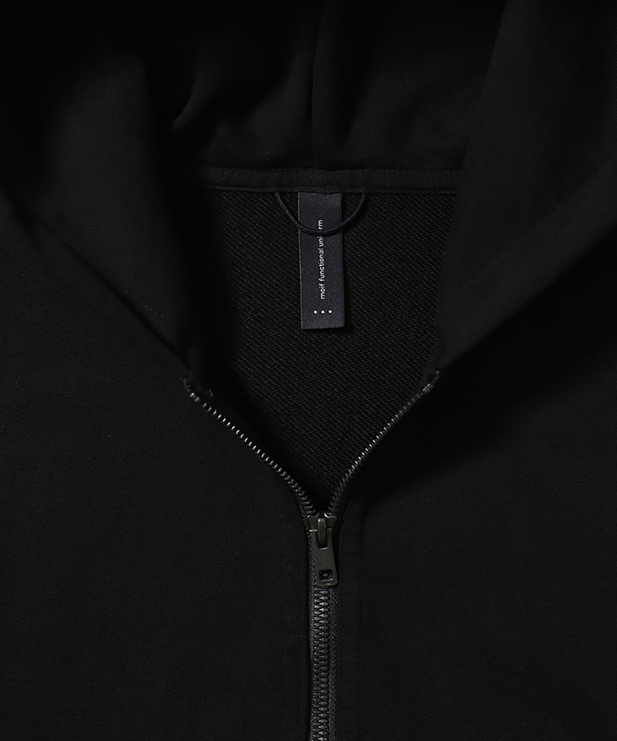 모이프(MOIF) [AW26] DWELLER POPOVER SWEAT HOODIE / BLACK