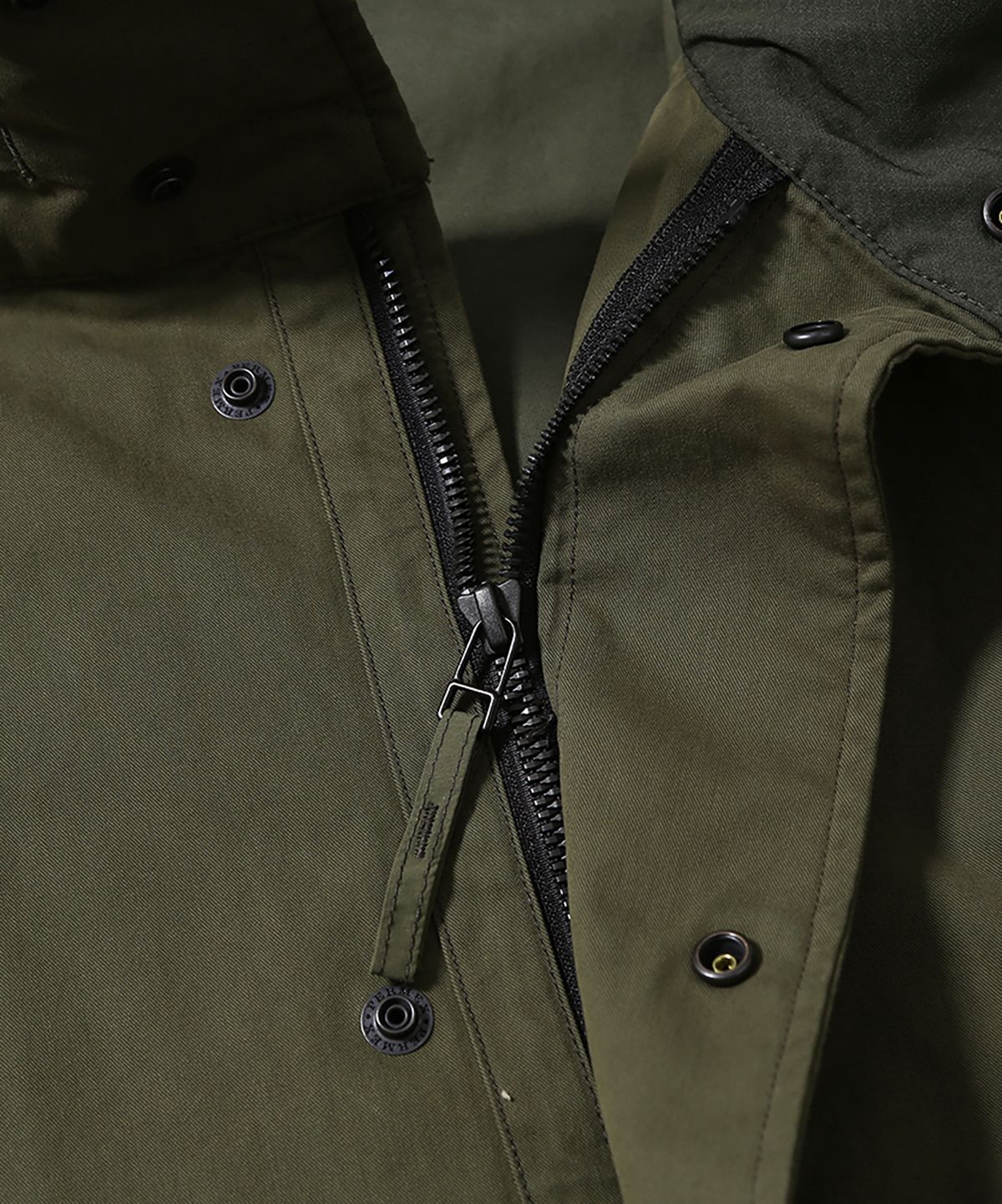 모이프(MOIF) [AW26] WIDE FUNNEL FIELD PARKA / OLIVE