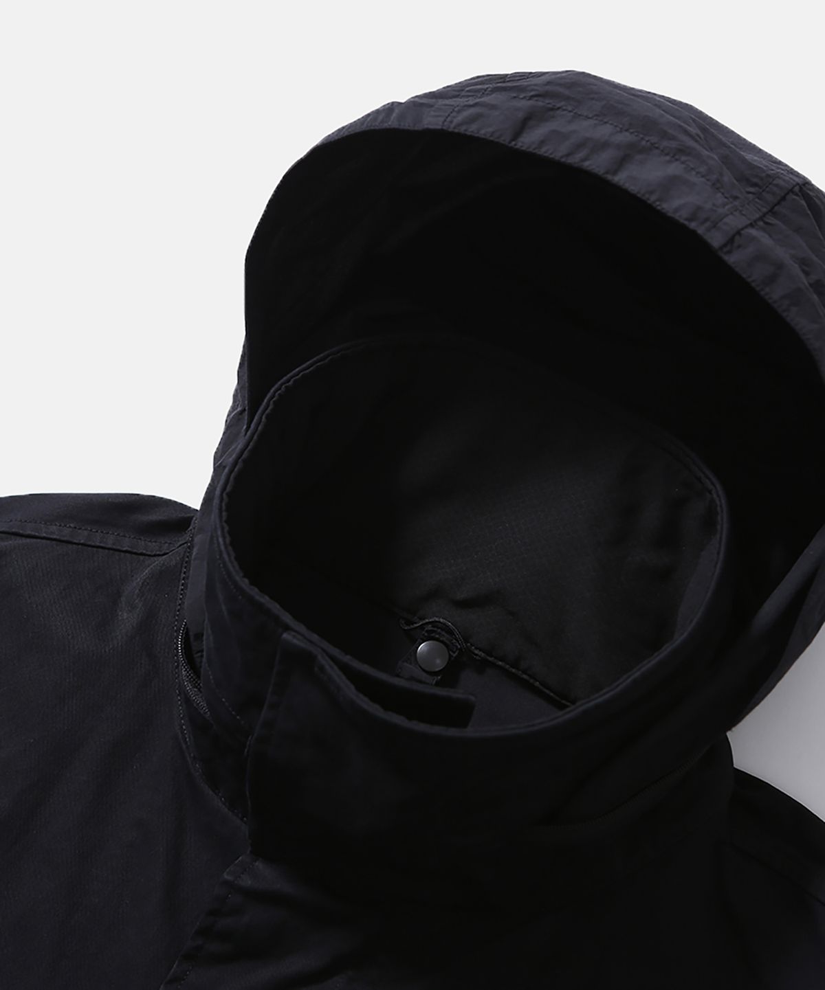 모이프(MOIF) [AW26] WIDE FUNNEL FIELD PARKA / BLACK