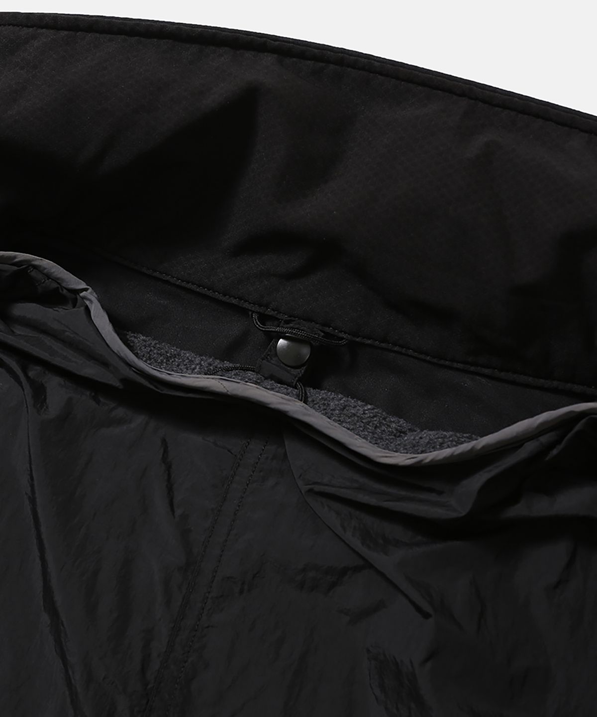 모이프(MOIF) [AW26] WIDE FUNNEL FIELD PARKA / BLACK