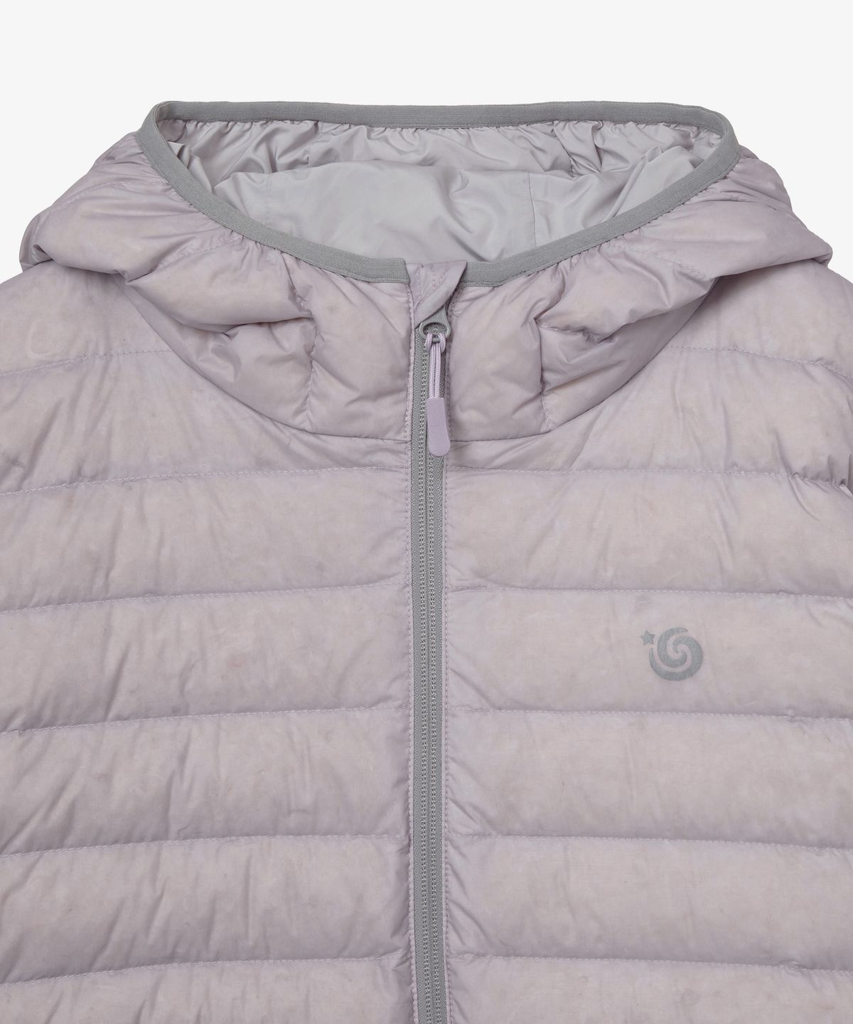 에이이에이이(AEAE) SYMBOL LIGHT DOWN JACKET [LAVENDER]