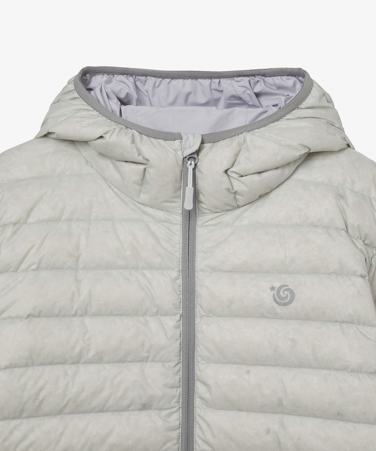 에이이에이이(AEAE) SYMBOL LIGHT DOWN JACKET [SNOW]