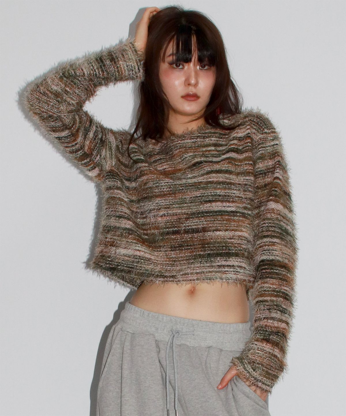 드마크(DEMARC) RAINBOW STRIPE CROP LONG SLEEVE KNIT -  Olive green