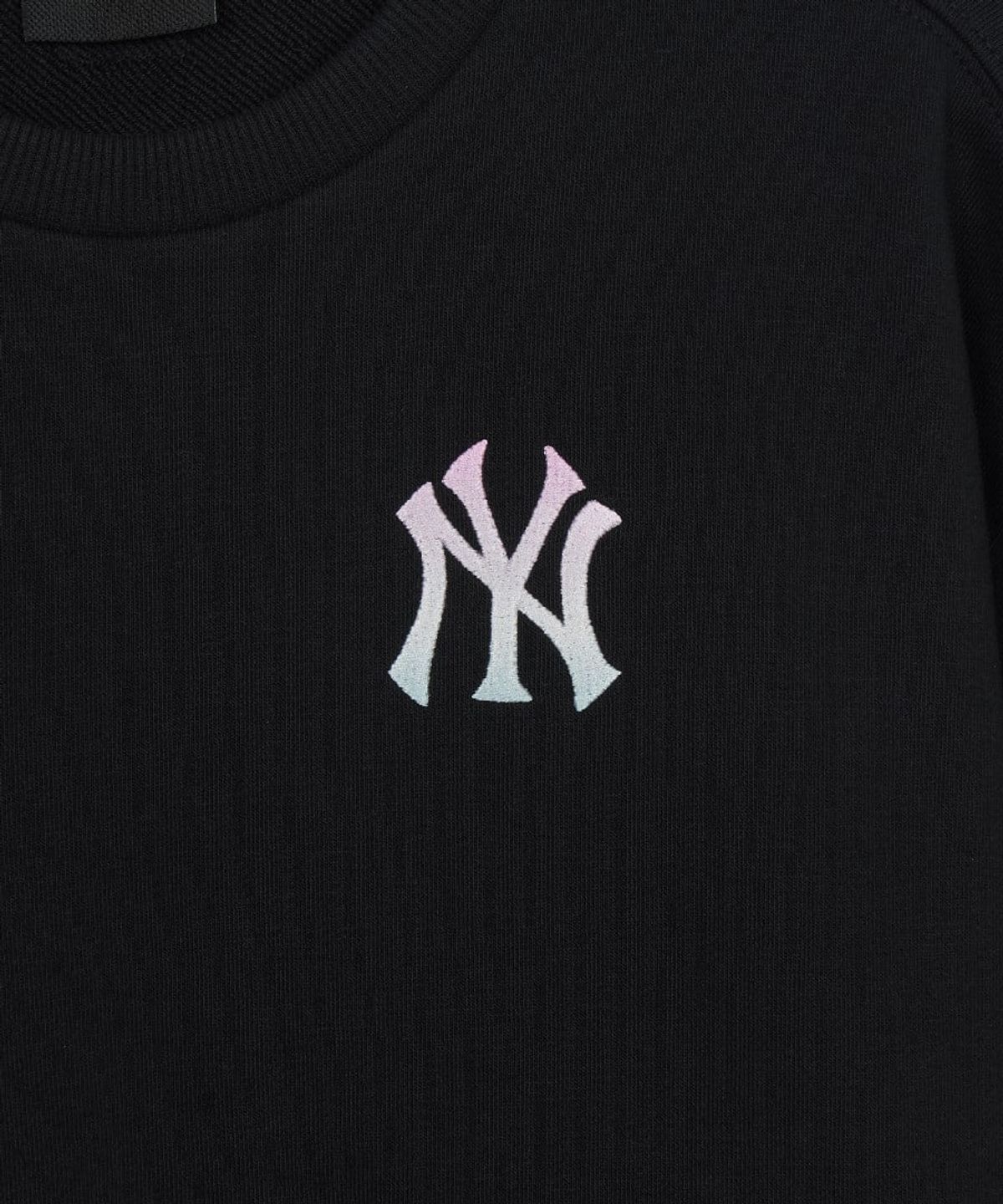 엠엘비 키즈(MLB KIDS) 스트릿 그라데이션 빅럭스 맨투맨 NY (Black)