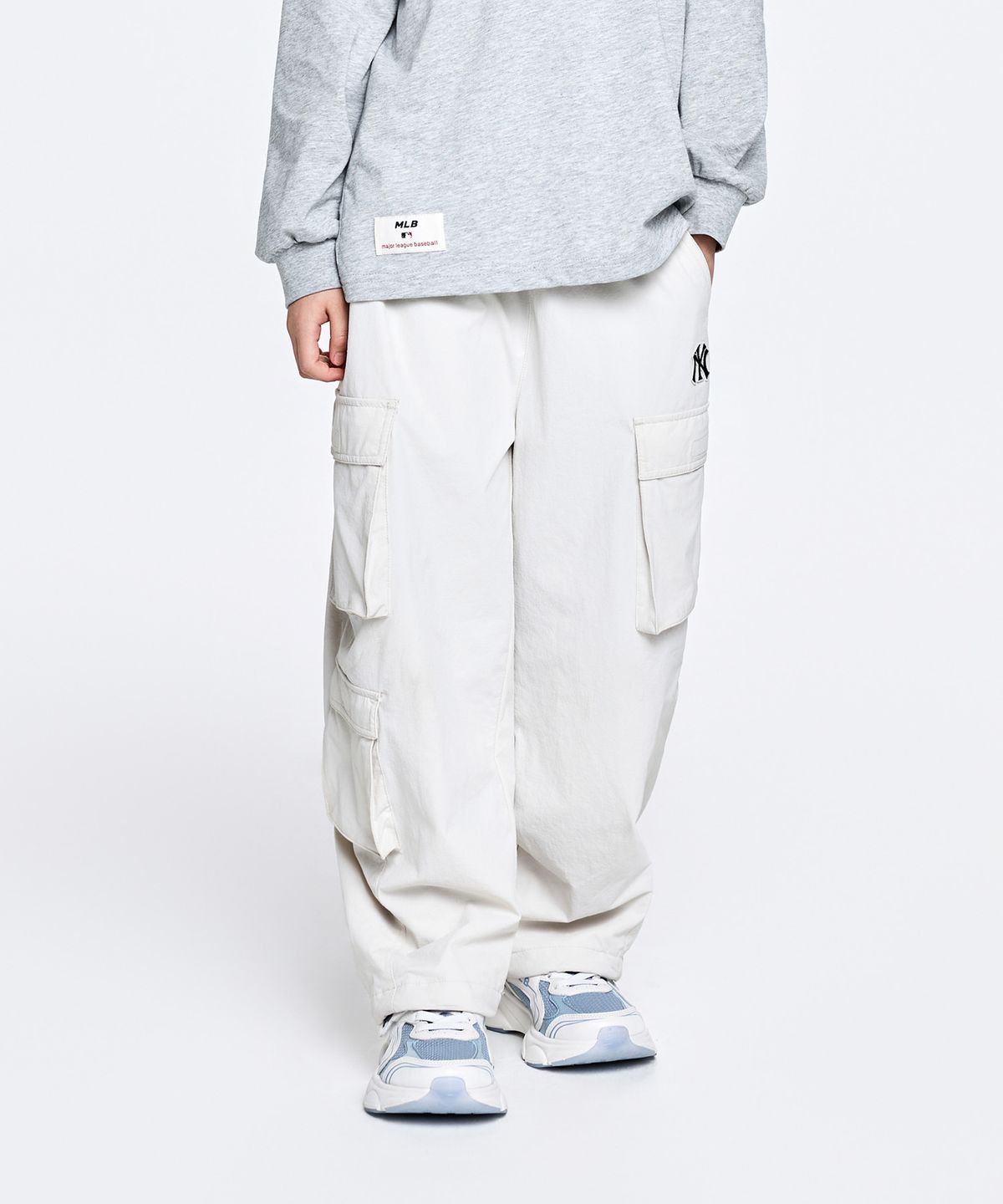 엠엘비 키즈(MLB KIDS) 스트릿 커브드 와이드 더블포켓 우븐팬츠 NY (D.Cream)