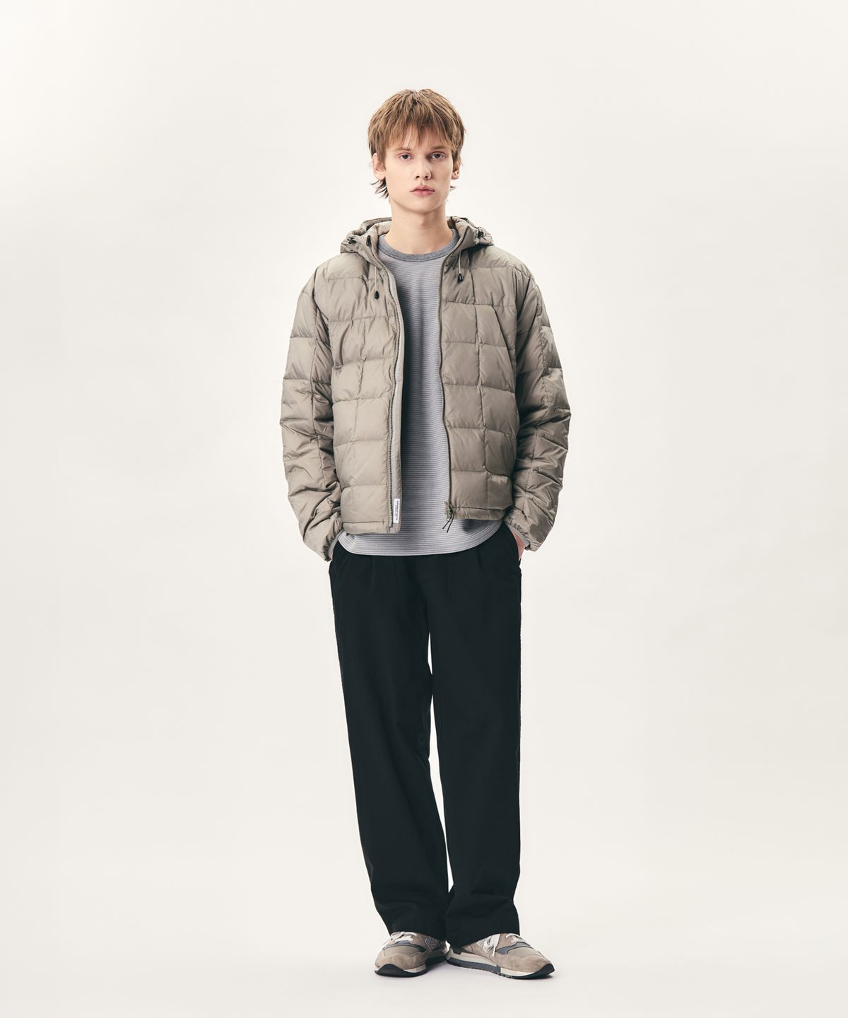 에스피오나지(ESPIONAGE) Hooded Light Down Jacket Olive Grey