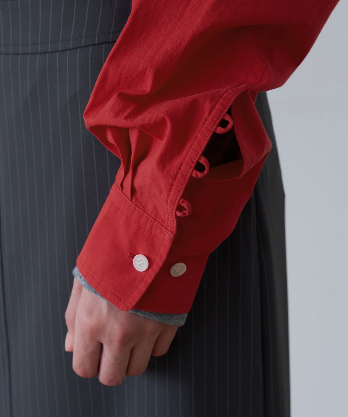 오버듀플레어(OVERDUEFLAIR) ESSENTIAL BIO-WASHED COTTON SHIRT_RED