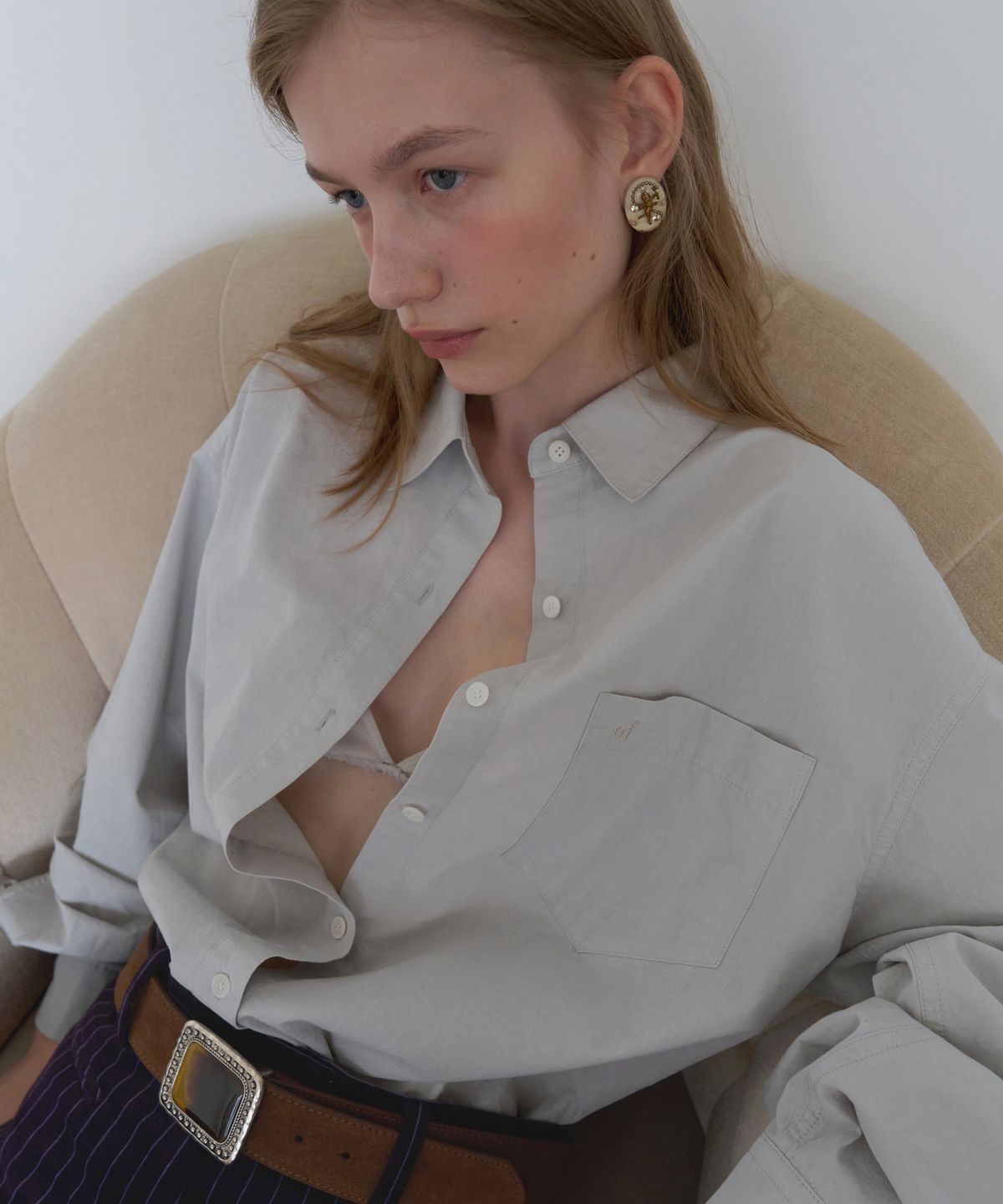 오버듀플레어(OVERDUEFLAIR) ESSENTIAL BIO-WASHED COTTON SHIRT_MID GREY