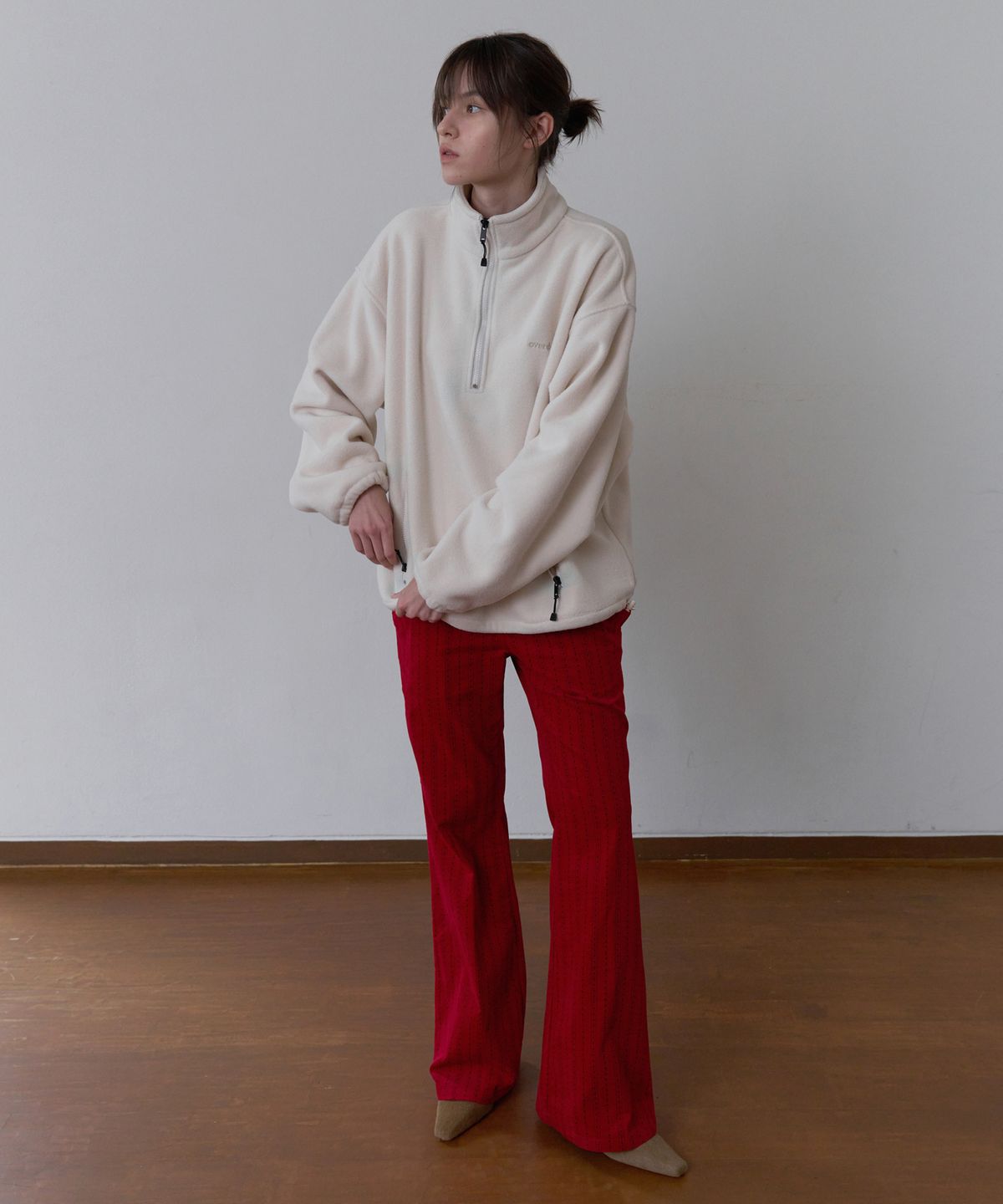 오버듀플레어(OVERDUEFLAIR) HALF-ZIP FLEECE TOP_CREAM