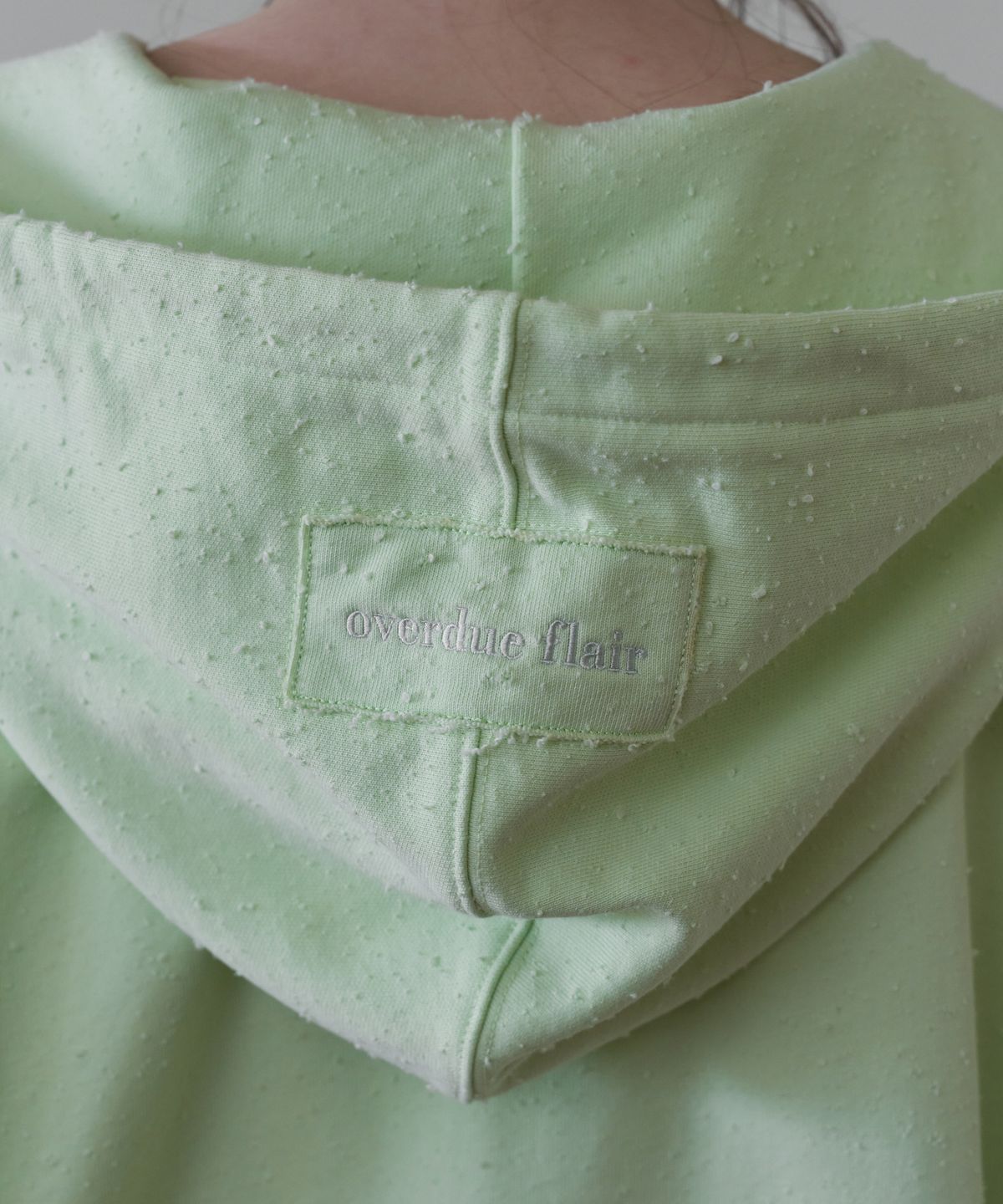 오버듀플레어(OVERDUEFLAIR) DAMAGED WASHED ZIP-UP HOODIE_APPLE GREEN