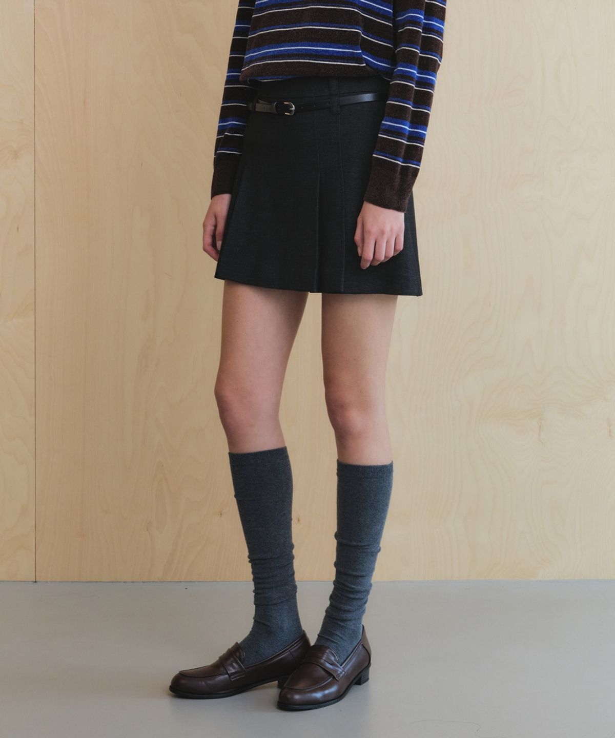 올리브 데 올리브(OLIVE DES OLIVE) 옵션 벨트 맞주름 스커트 OW6AS8530