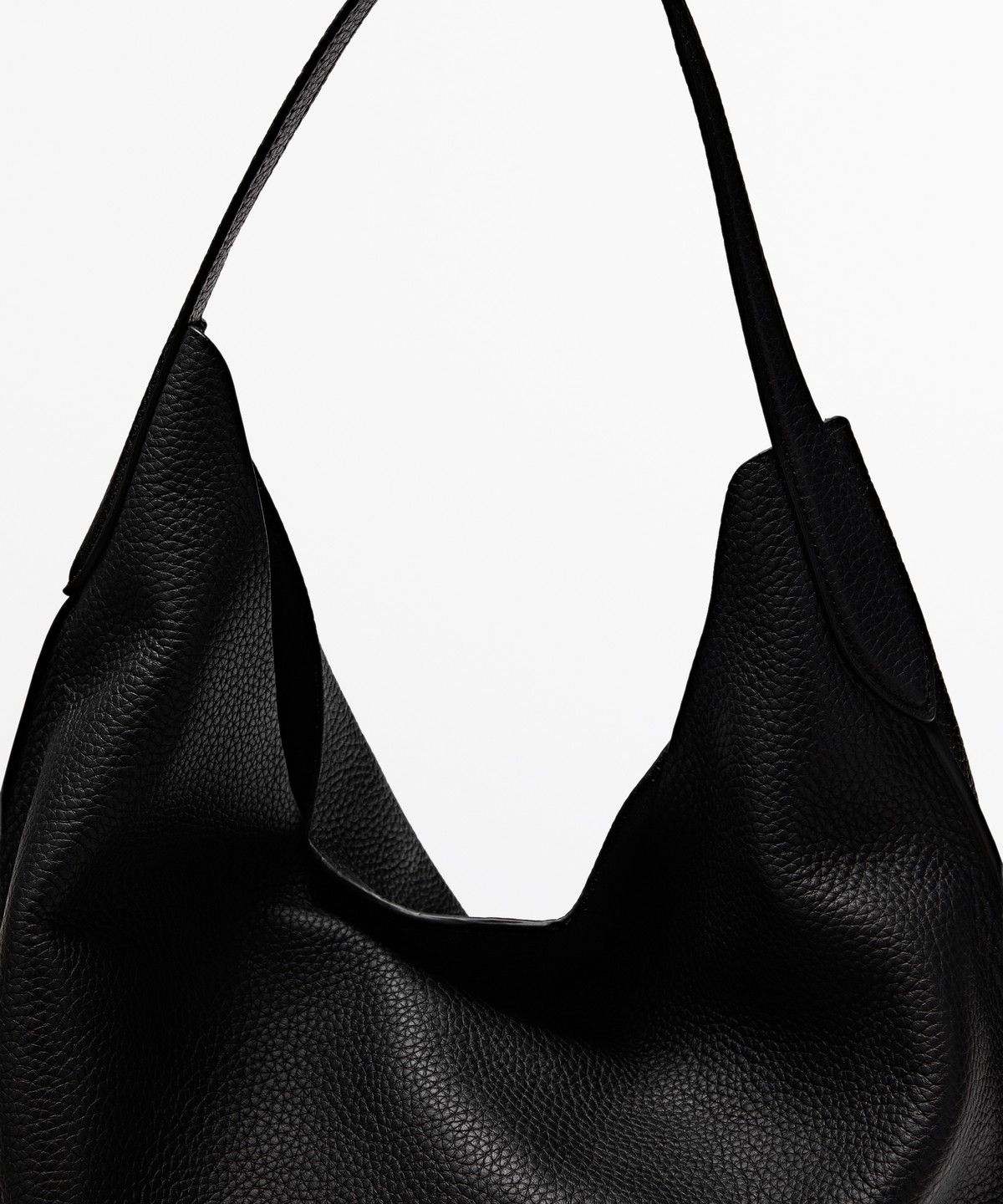 마시모두띠(MASSIMO DUTTI) 나파 가죽 미디엄 숄더백