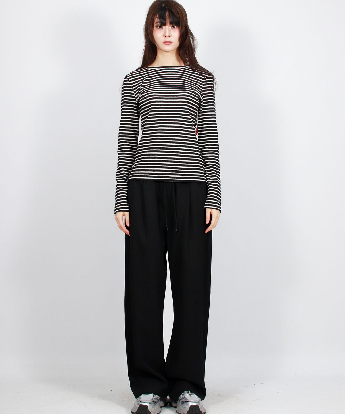 드마크(DEMARC) solid straight-fit semi-wide pants - Black