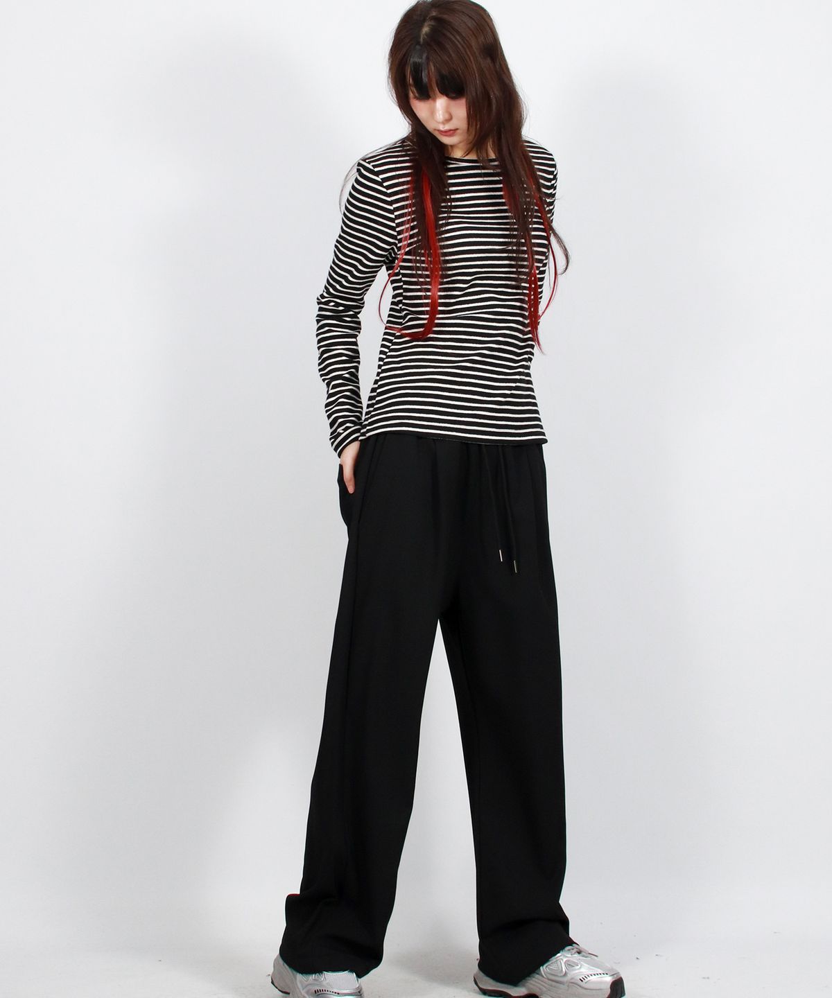 드마크(DEMARC) solid straight-fit semi-wide pants - Black