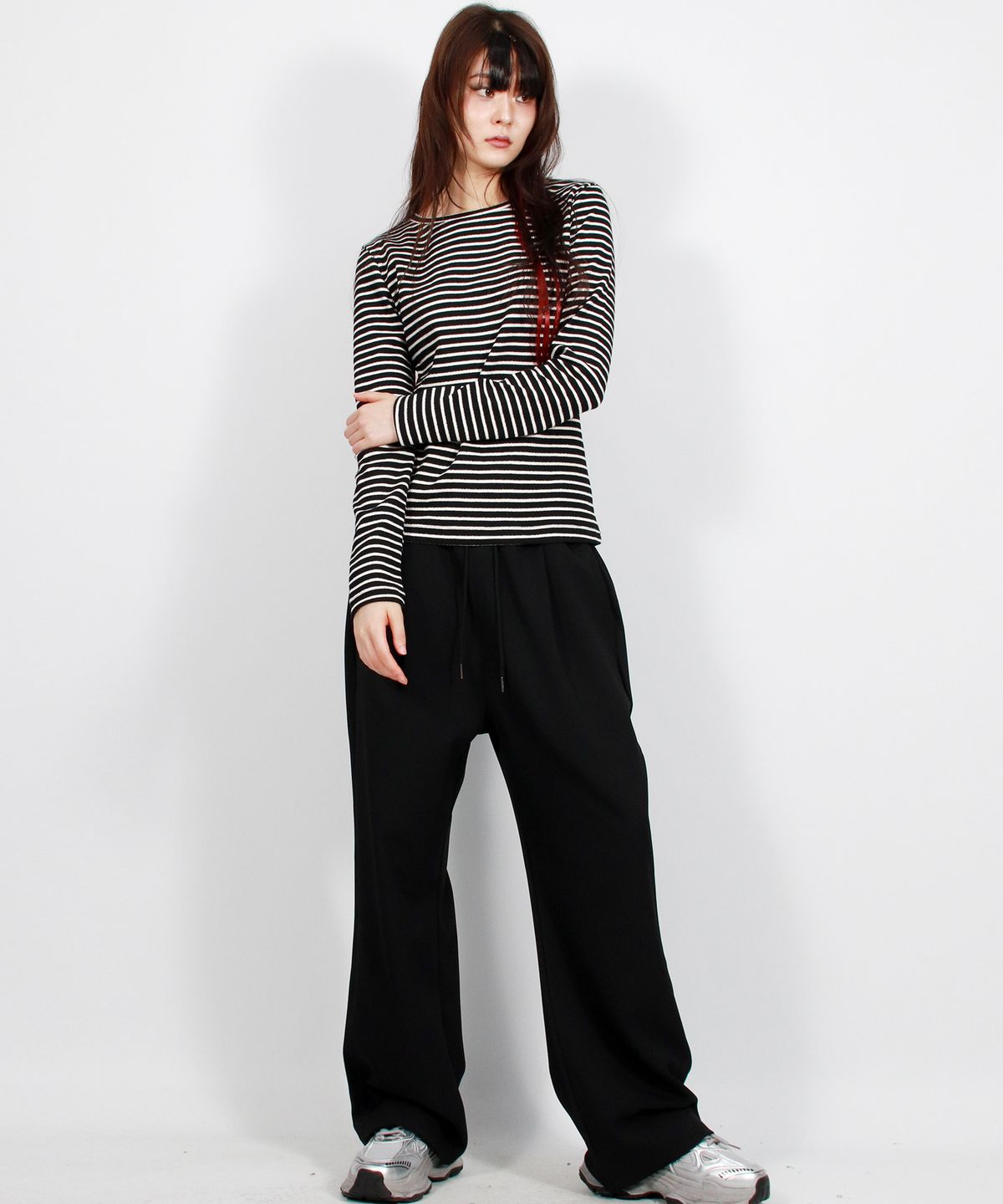 드마크(DEMARC) solid straight-fit semi-wide pants - Black